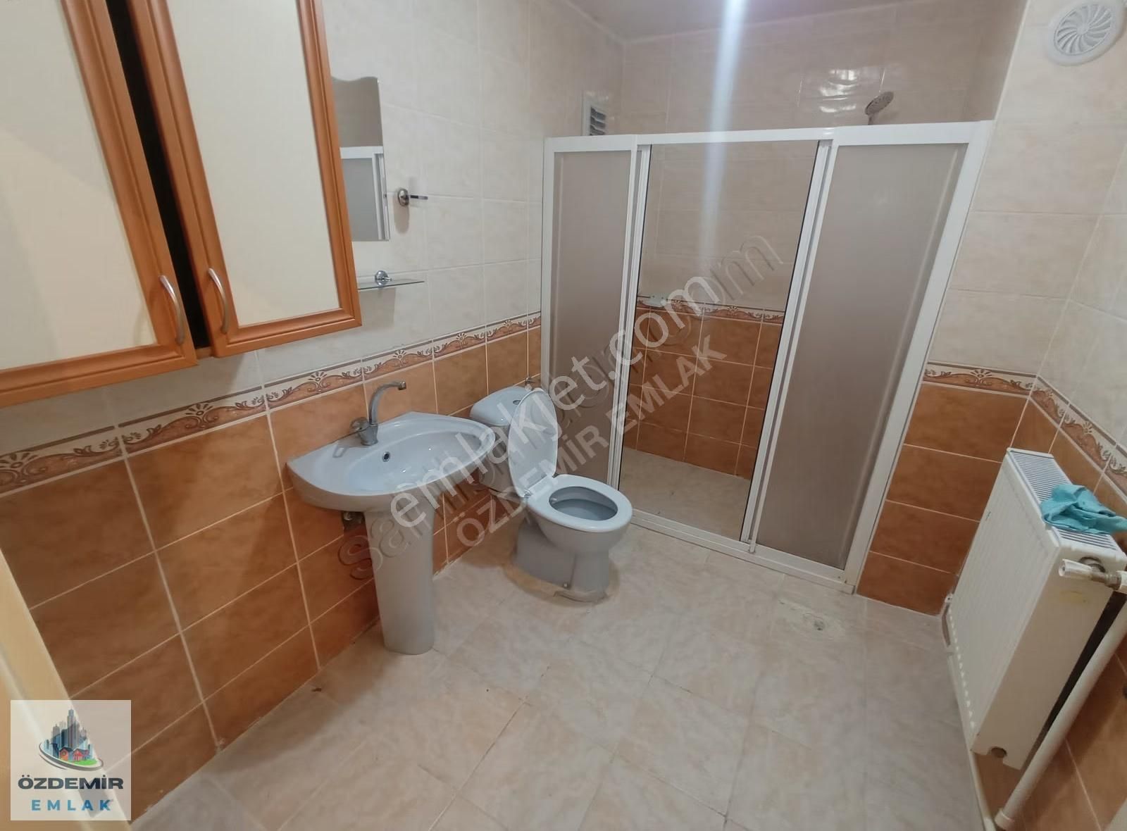 Özdemir Emlak'tan Site İçerisinde Güney Cephe Ara Katta 3+1!!!!! - Görsel 14