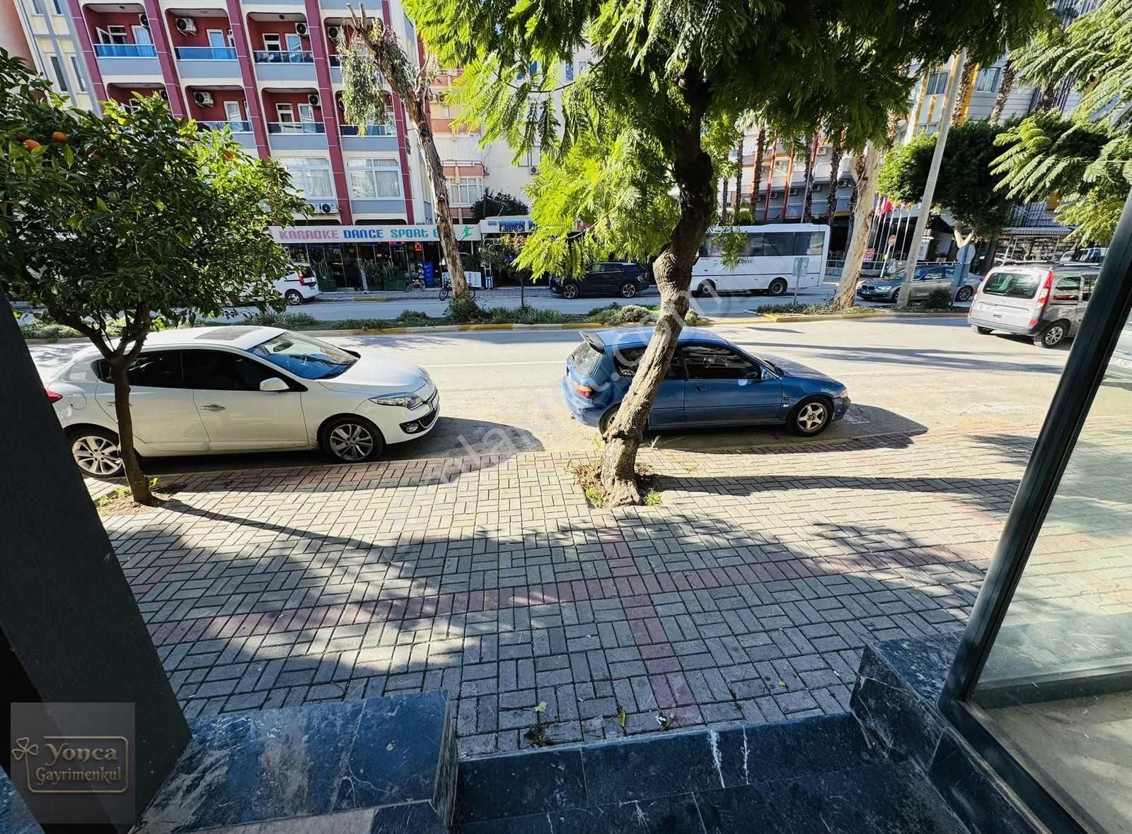 Alanya Merkez Otogar Cadde Üzeri Düz Ayak 380 M2 Dükkan - Görsel 3