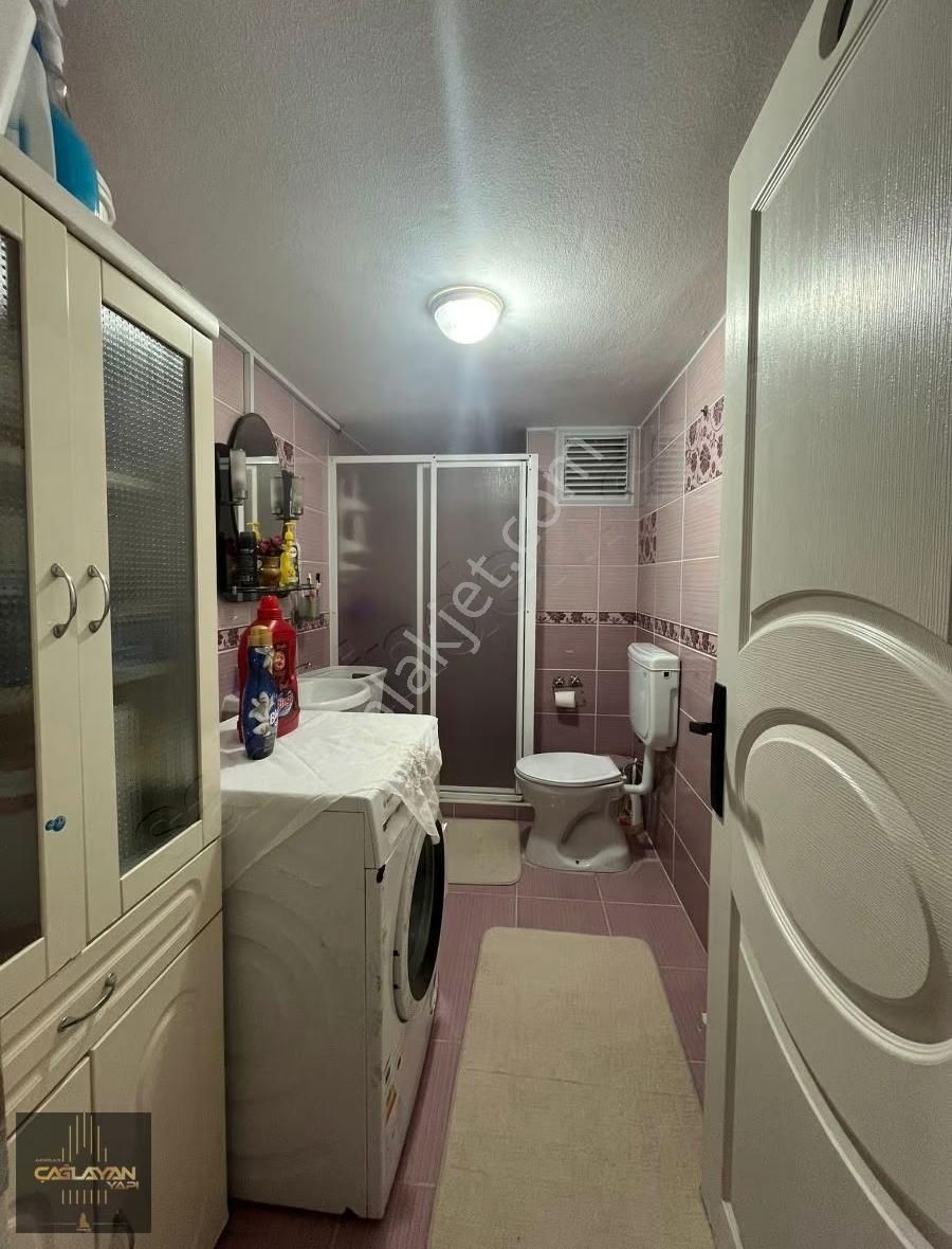 Palmiyeli Sokakta Satılık 3+1 Daire - Görsel 3