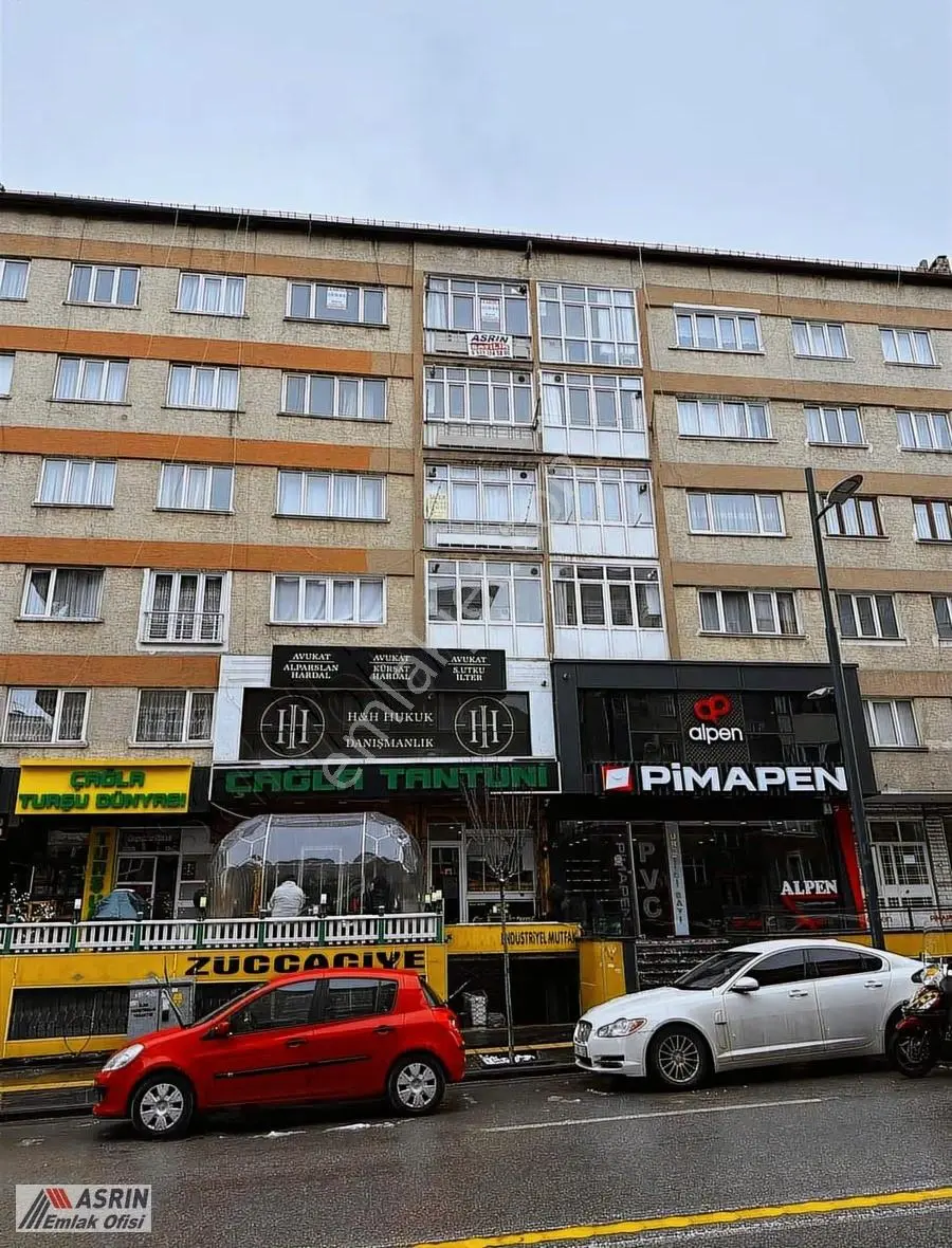 Asrın Emlak'tan Cami Kebir Mh.satılık 2+1 Kombili Daire