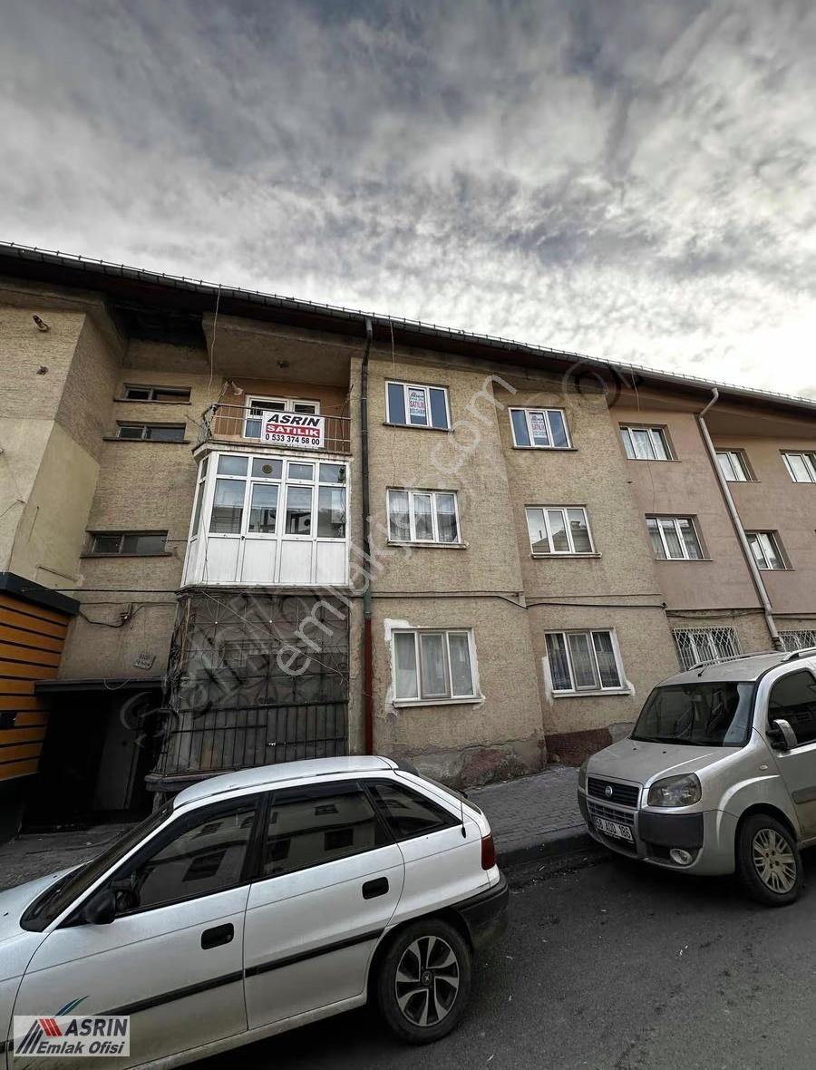 Asrın Emlak'tan Sularbaşı Mh.satılık 3+1 Kombili Geniş Daire