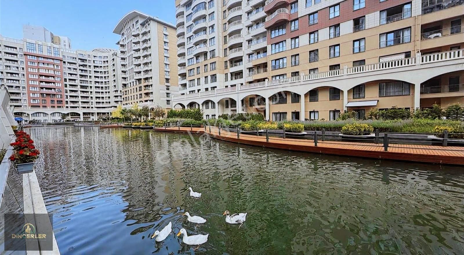 Sinpaş Altınoran Kıyı Konaklarında Satılık 4+1 Göl Üstü Teras