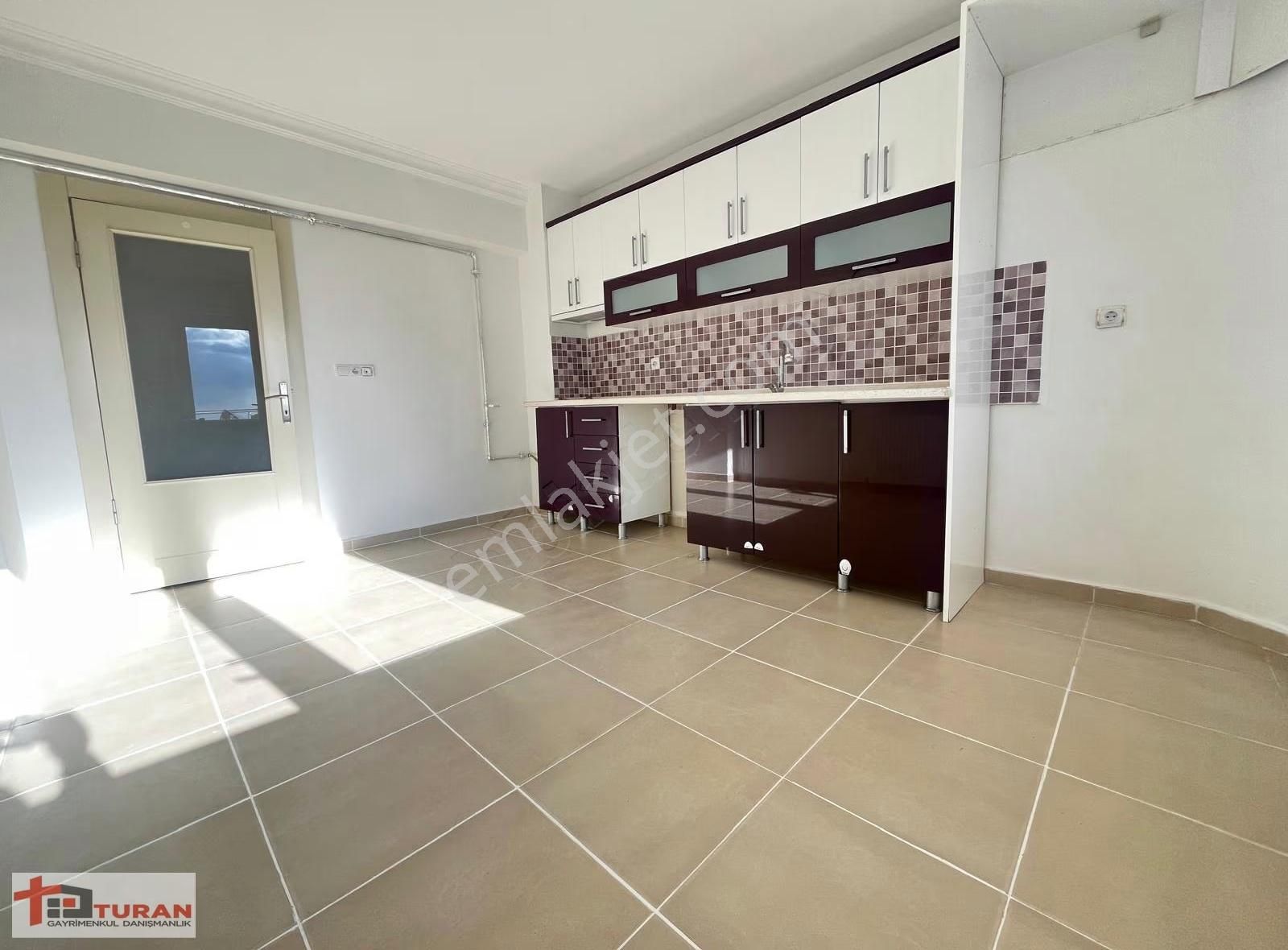 Selim Caddesi Yakını Site Konseptli Kilerli Boş 155m2 3+1 Daire* - Görsel 20