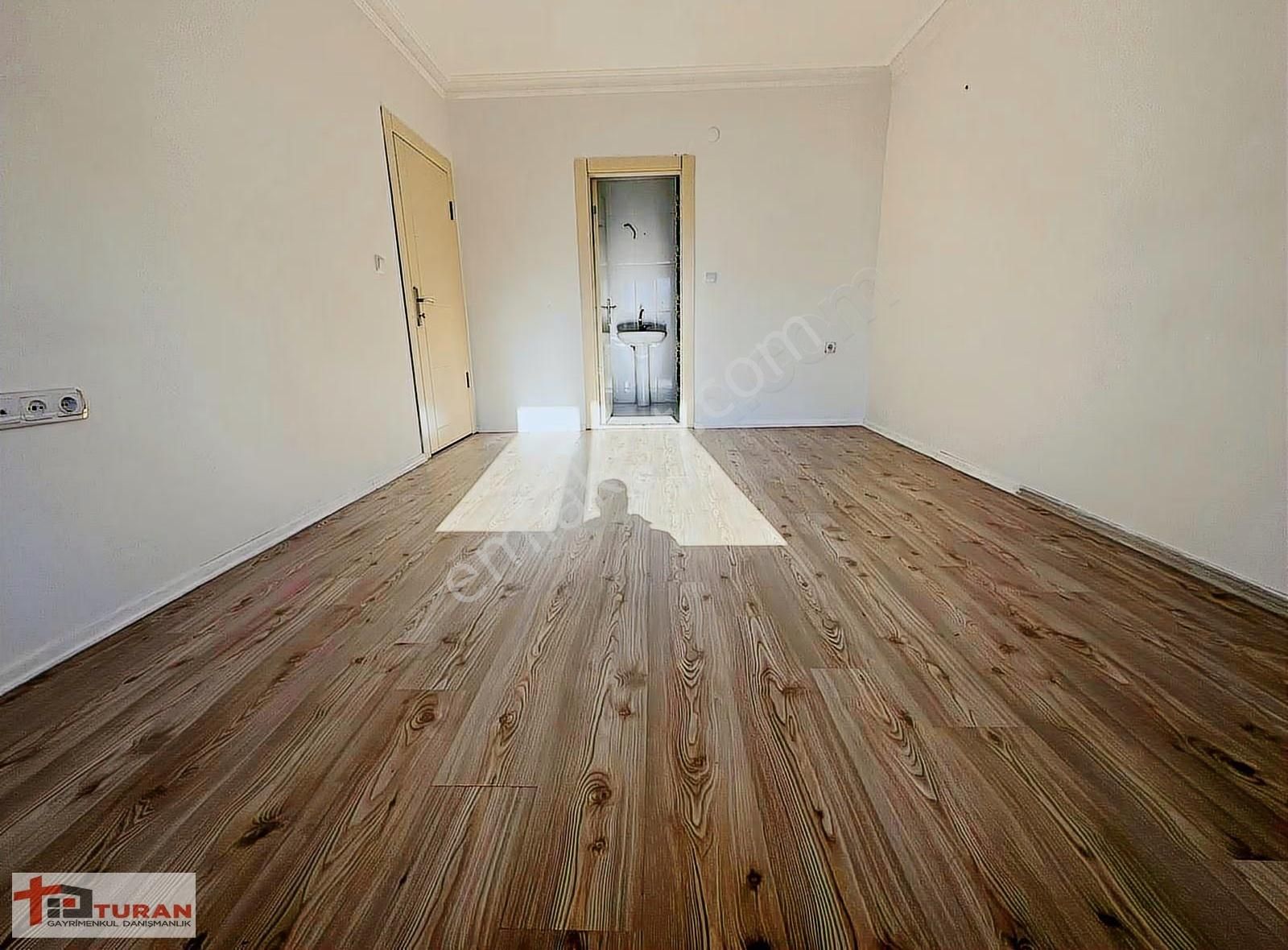 Selim Caddesi Yakını Site Konseptli Kilerli Boş 155m2 3+1 Daire* - Görsel 24