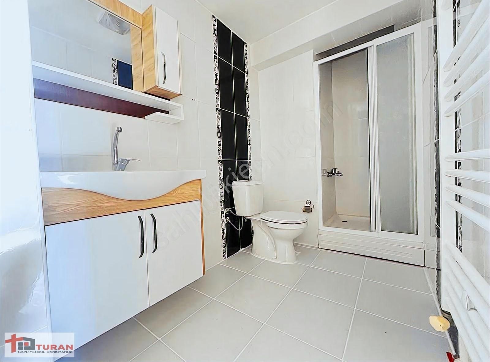 Selim Caddesi Yakını Site Konseptli Kilerli Boş 155m2 3+1 Daire* - Görsel 16