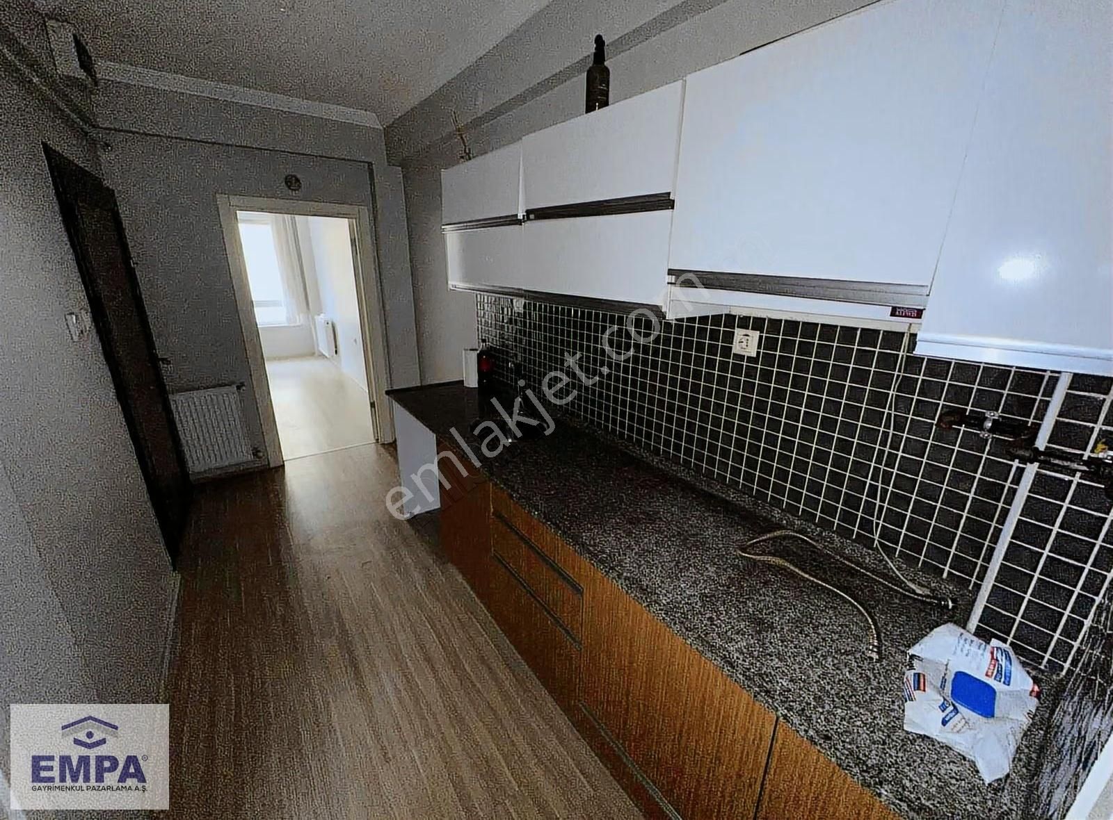 Empa'dan Güllük Mah Tarlayüzü Sokak 1+1 50m² Bakımlı Apart Daire - Görsel 11