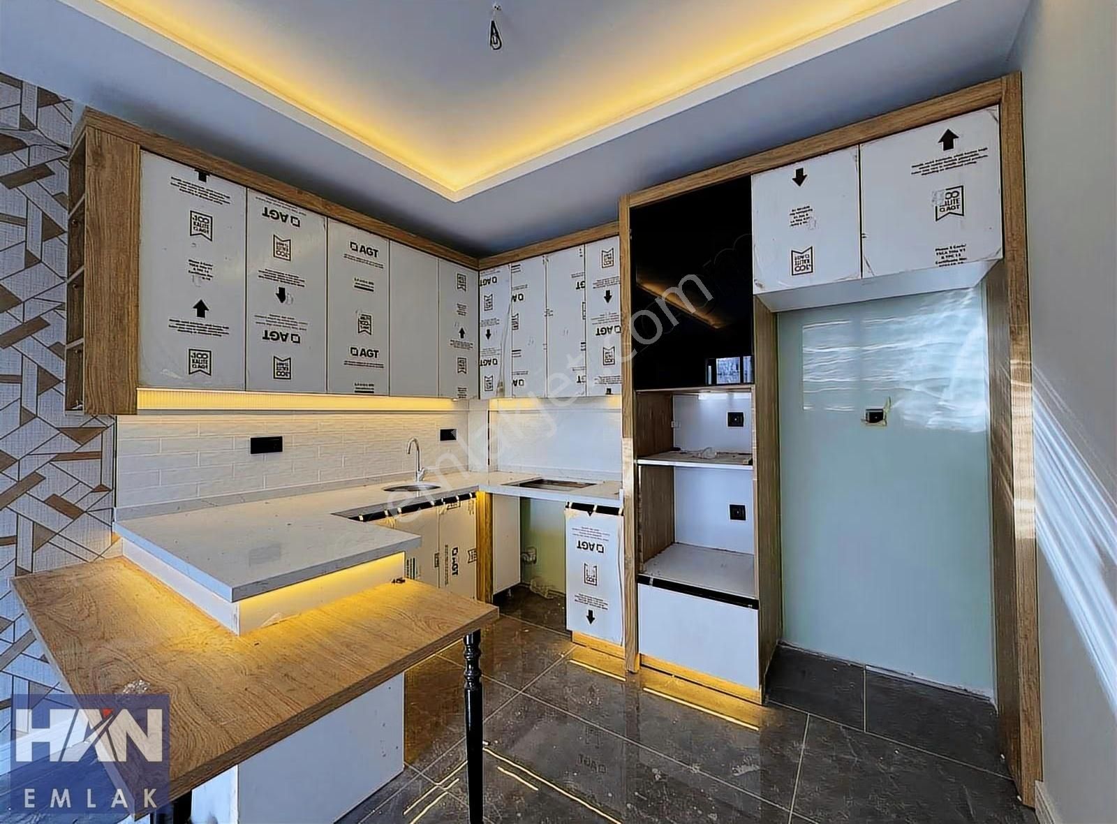 Han Emlak'tan Akdeniz Mah'de S.içi Havuzlu Amerikan Mutfak 2+1 - Görsel 7