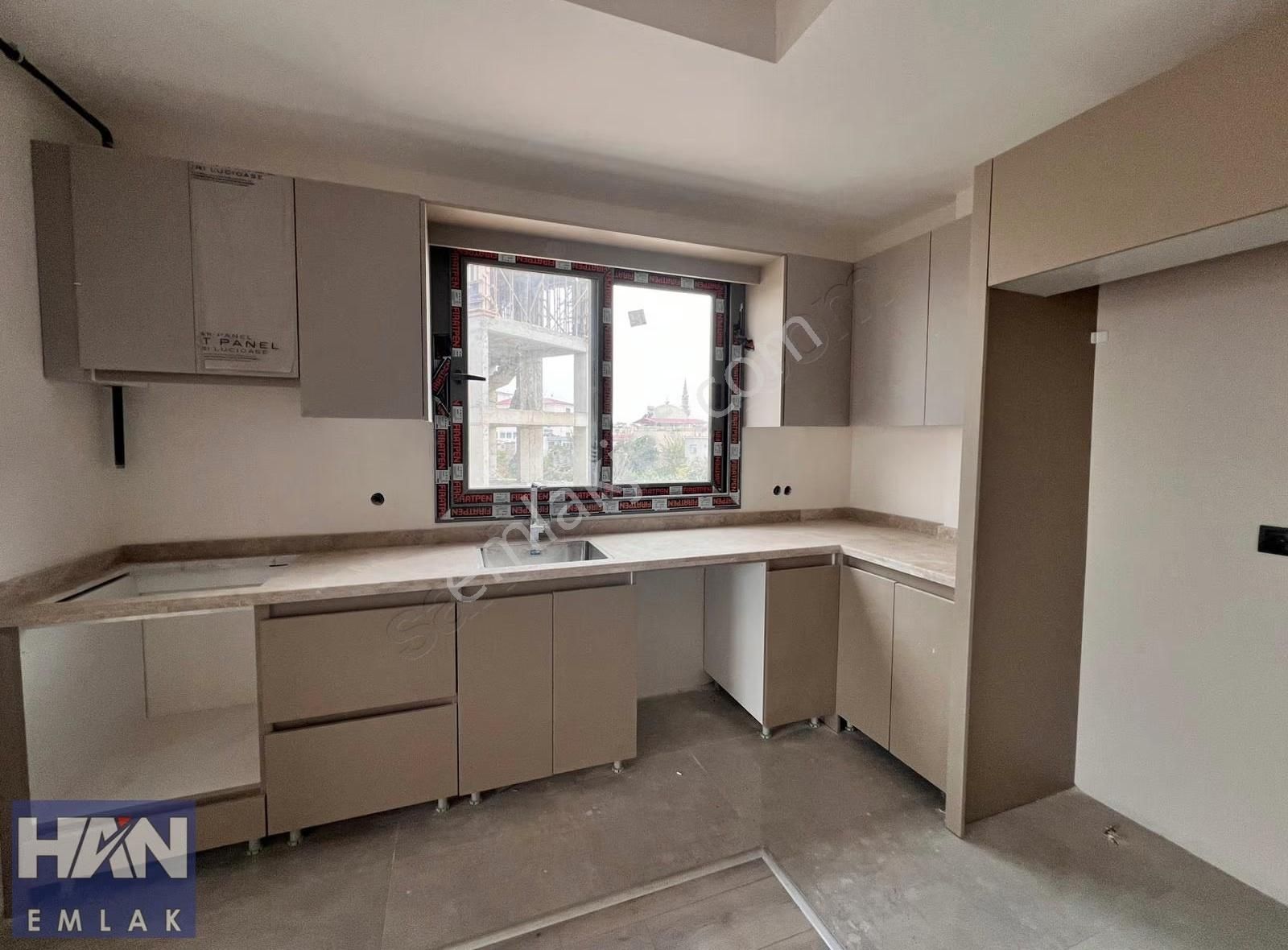 Han Emlak'tan Kuyuluk'ta Az Katlı Site İçi Sıfır Satılık 2+1 - Görsel 10