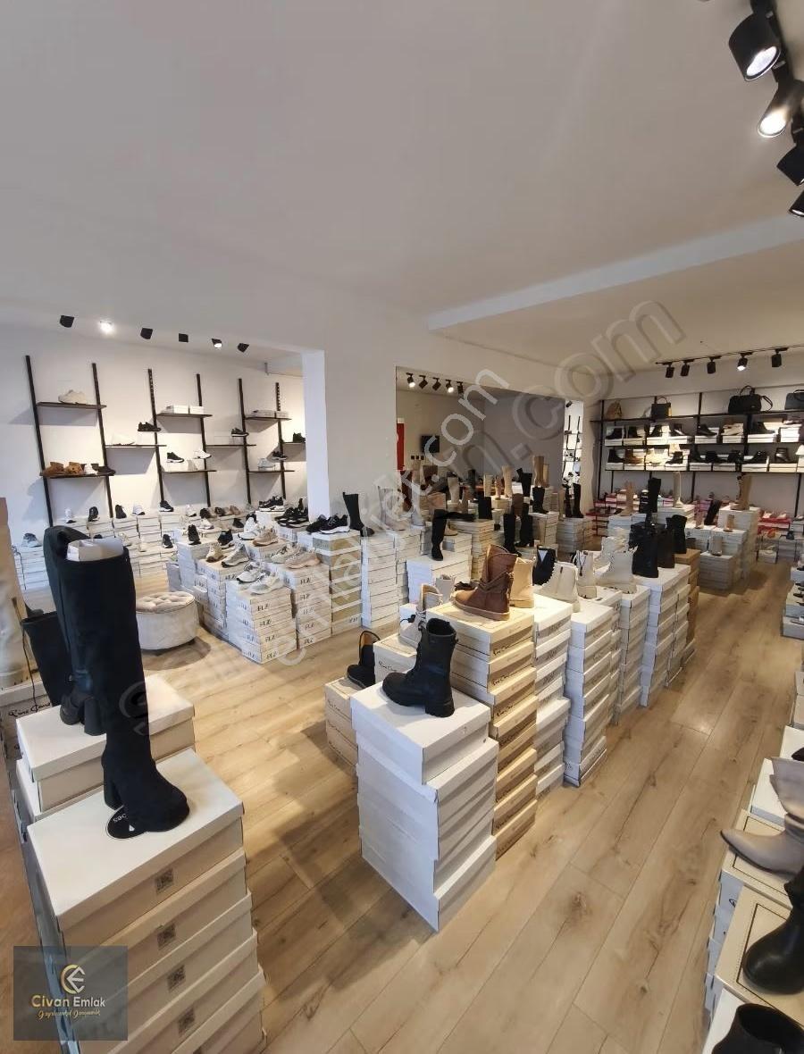 -fiyat Düştü -civan'dan İsmetpaşa'da Satılık 300 M² Dükkan - Görsel 19