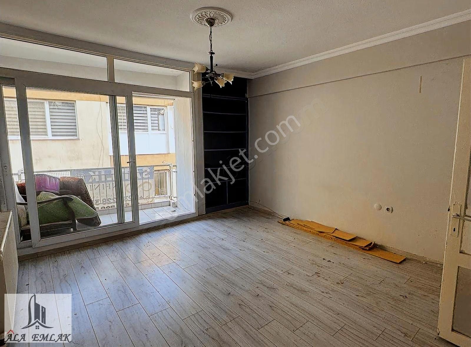 Âlâ Emlaktan Mıthatpaşa Da Fırsat Satılık Daire - Görsel 12