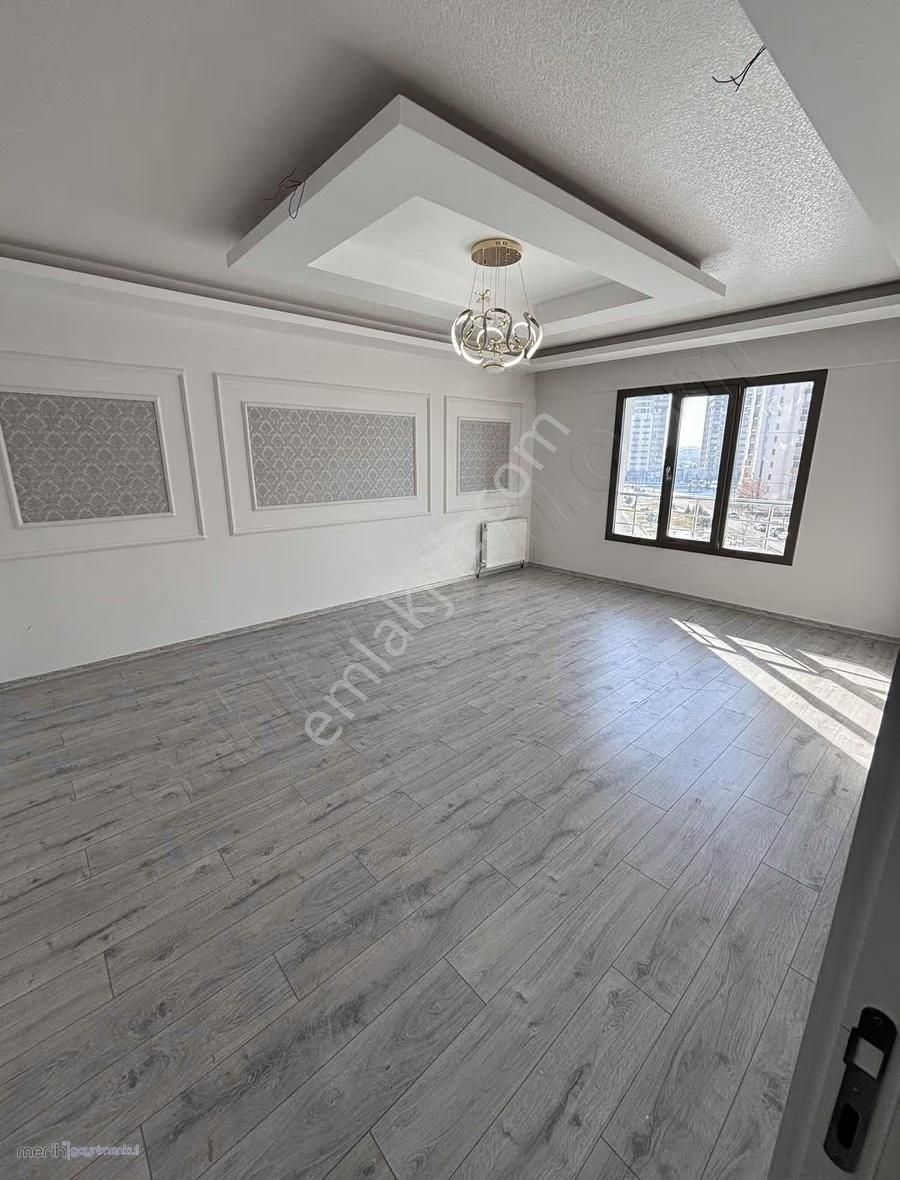 Yakut Mahallesi Güney Batı Cephe Geniş Ferah Kiralık Daire - Görsel 3