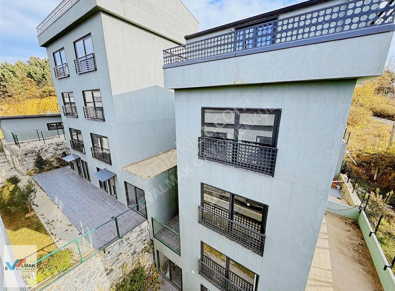 Evalmak'ta Kemerburgaz'da 10+2 (500m2)bahçeli Lüks Villa - Görsel 30