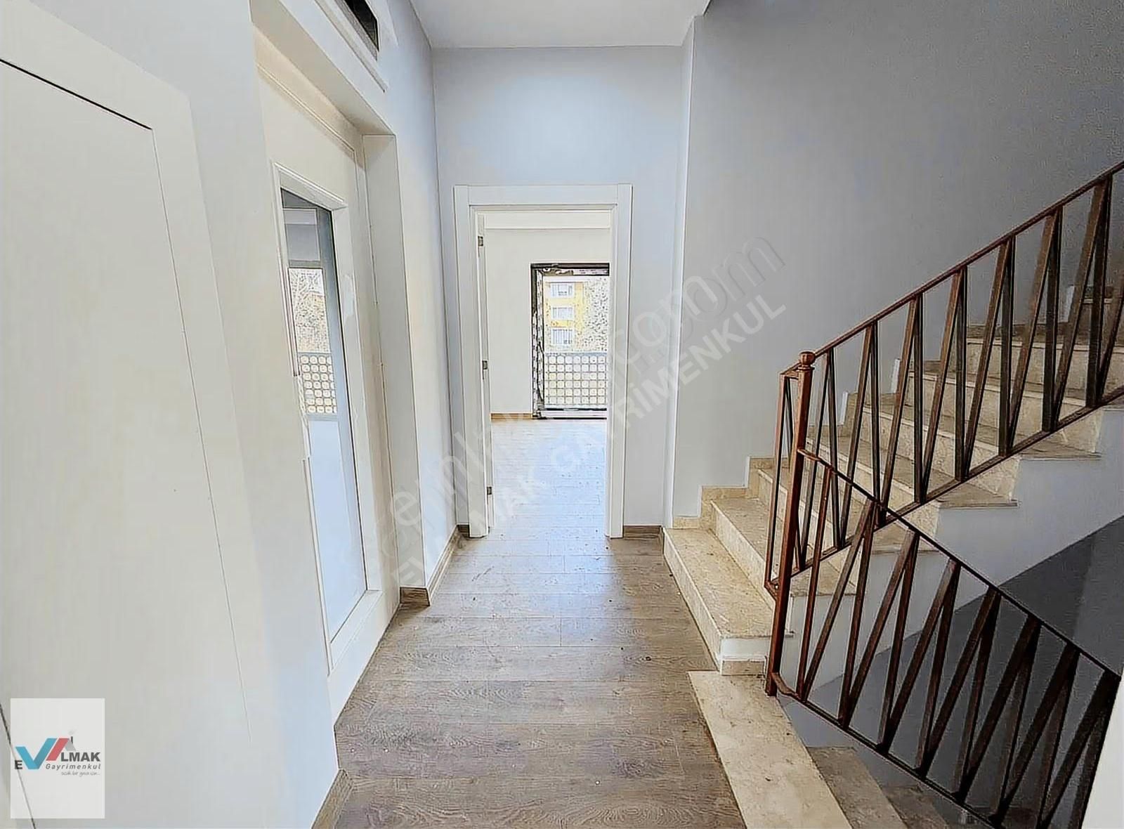 Evalmak'ta Kemerburgaz'da 10+2 (500m2)bahçeli Lüks Villa - Görsel 12