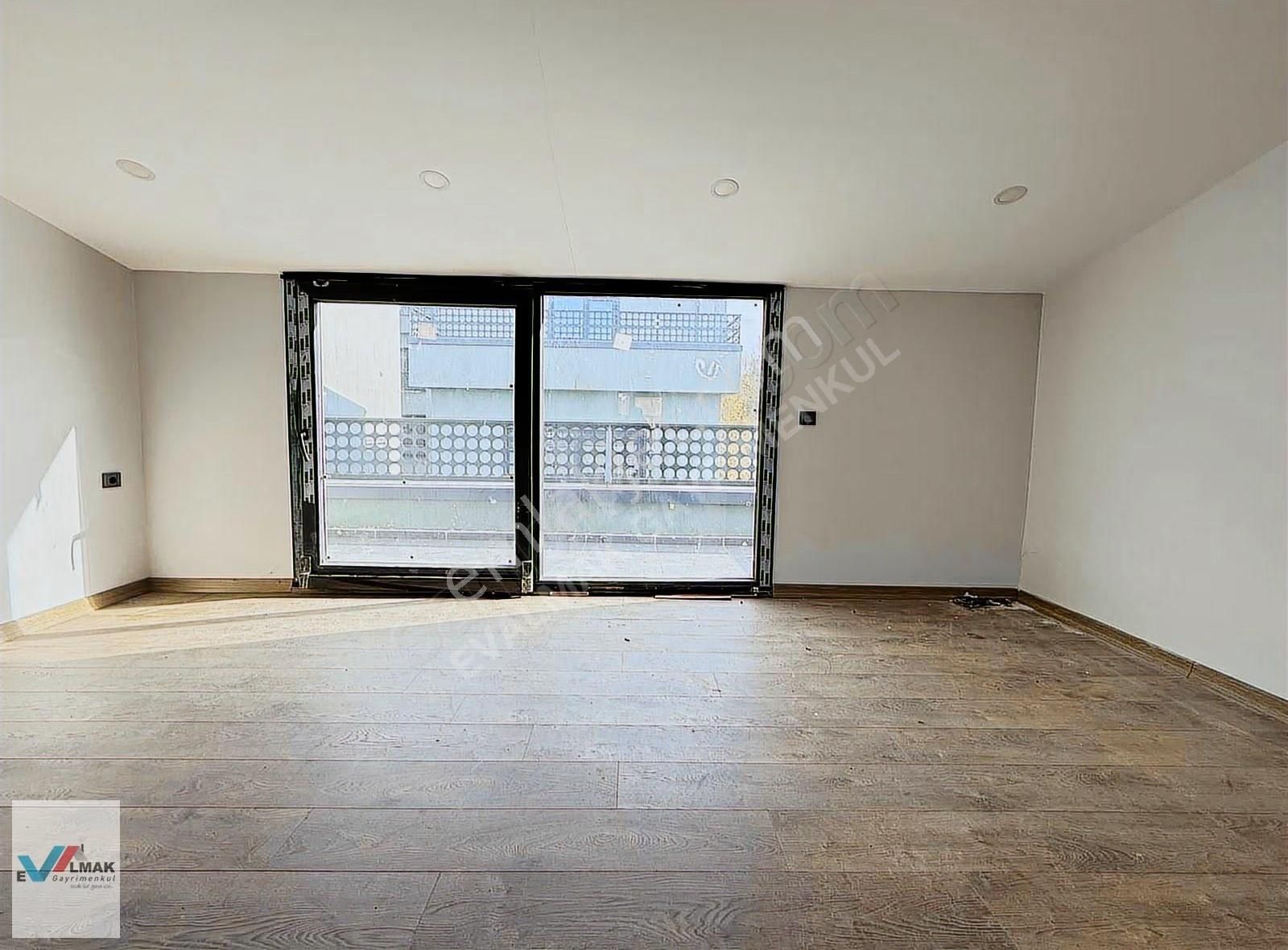 Evalmak'ta Kemerburgaz'da 10+2 (500m2)bahçeli Lüks Villa - Görsel 19