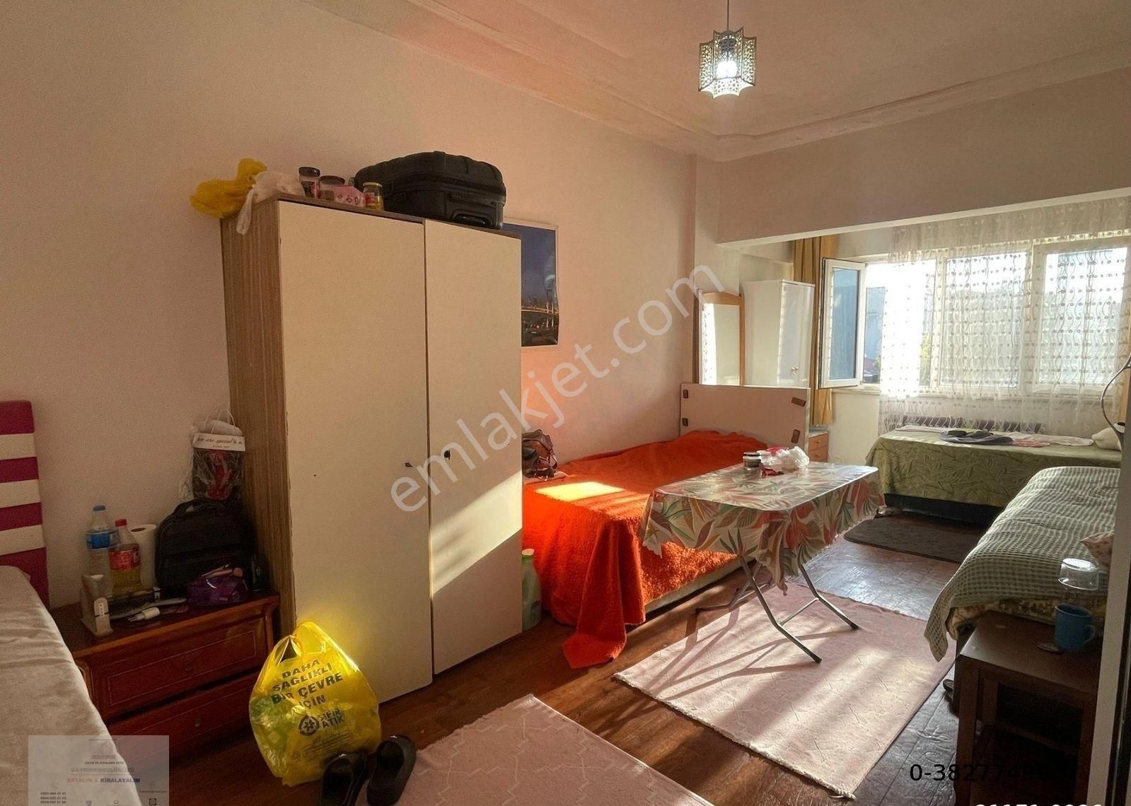 Merkezde Marmara Cad.120 M2 3+1 2.kat Boş Daire - Görsel 19