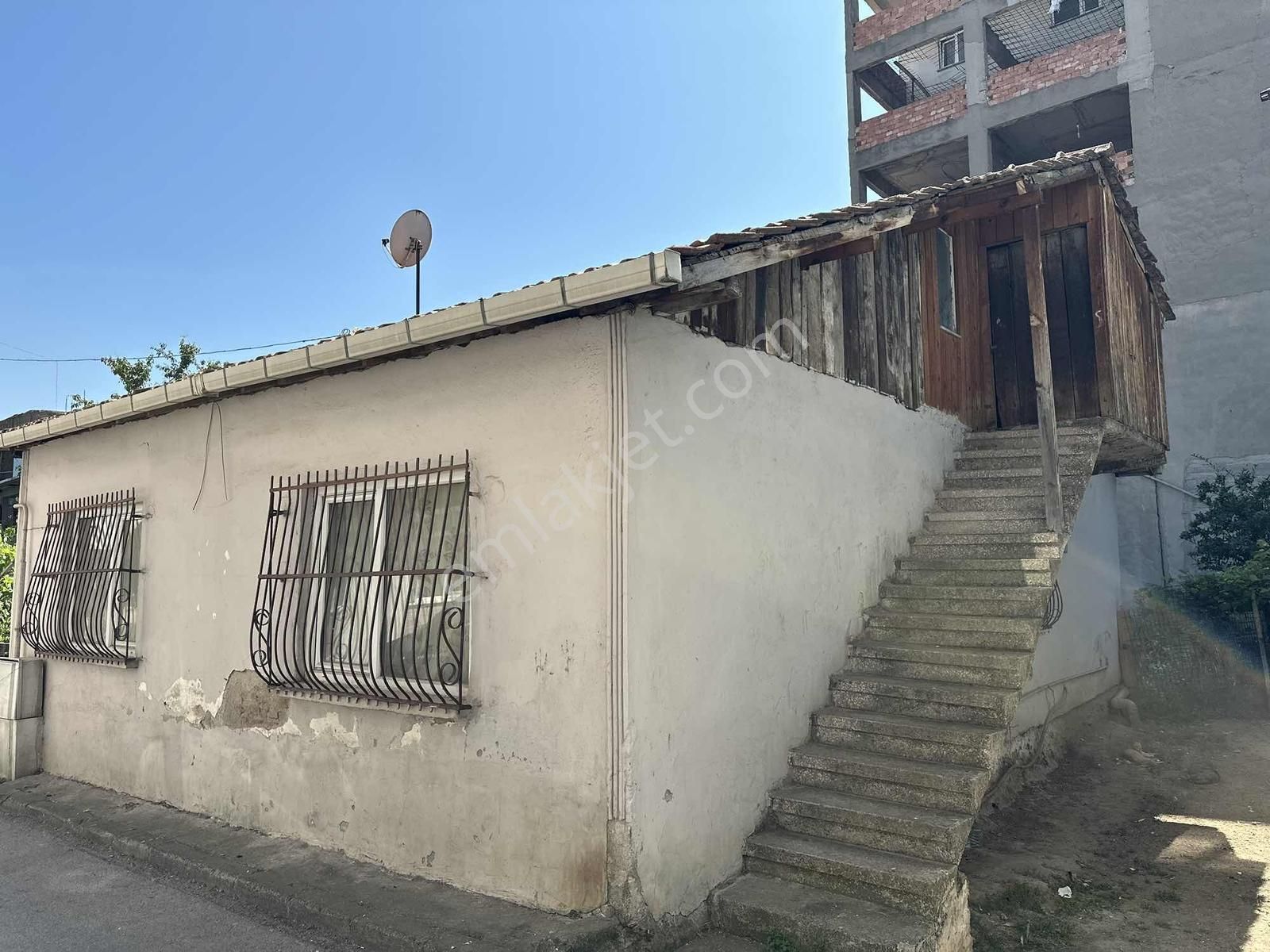 Zafer Emlaktan Satılık Müstakil Ev - Görsel 2