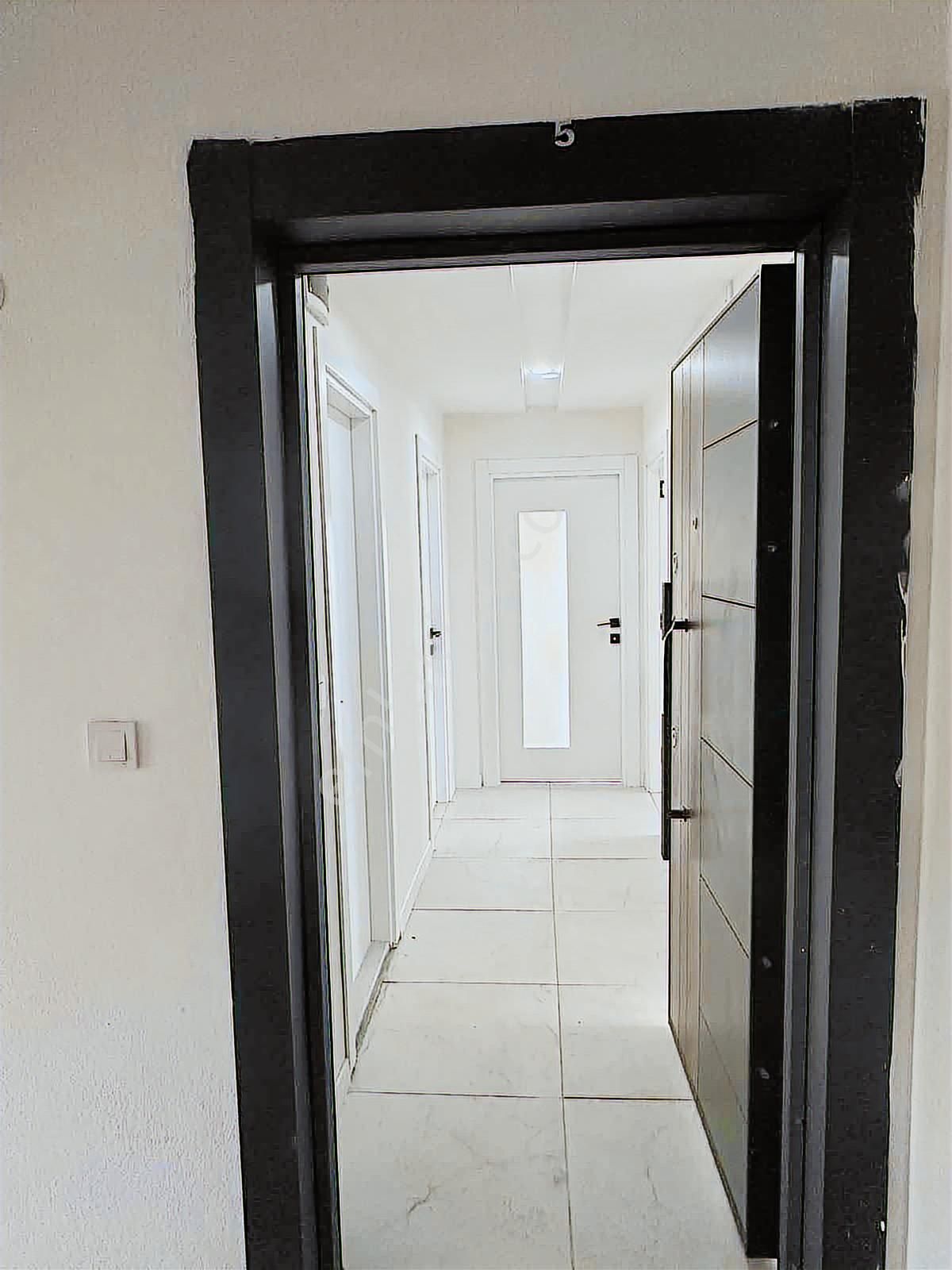 Çıplaklı Da Ara Kat Sıfır 2+1 Kiralık - Görsel 10