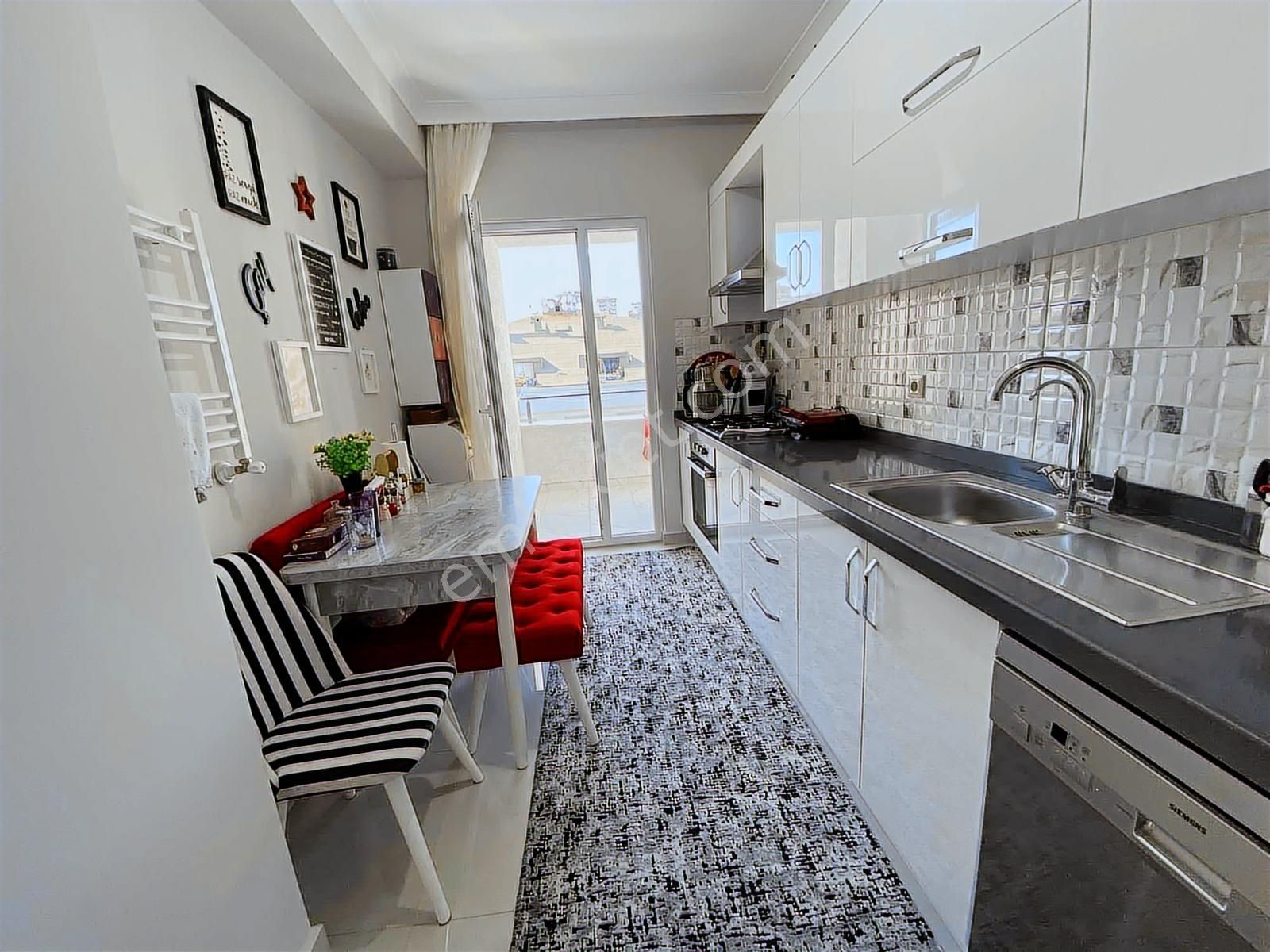 Manzaralı Kapalı Otoparklı Ve İskânlı Yeni Daire... - Görsel 21