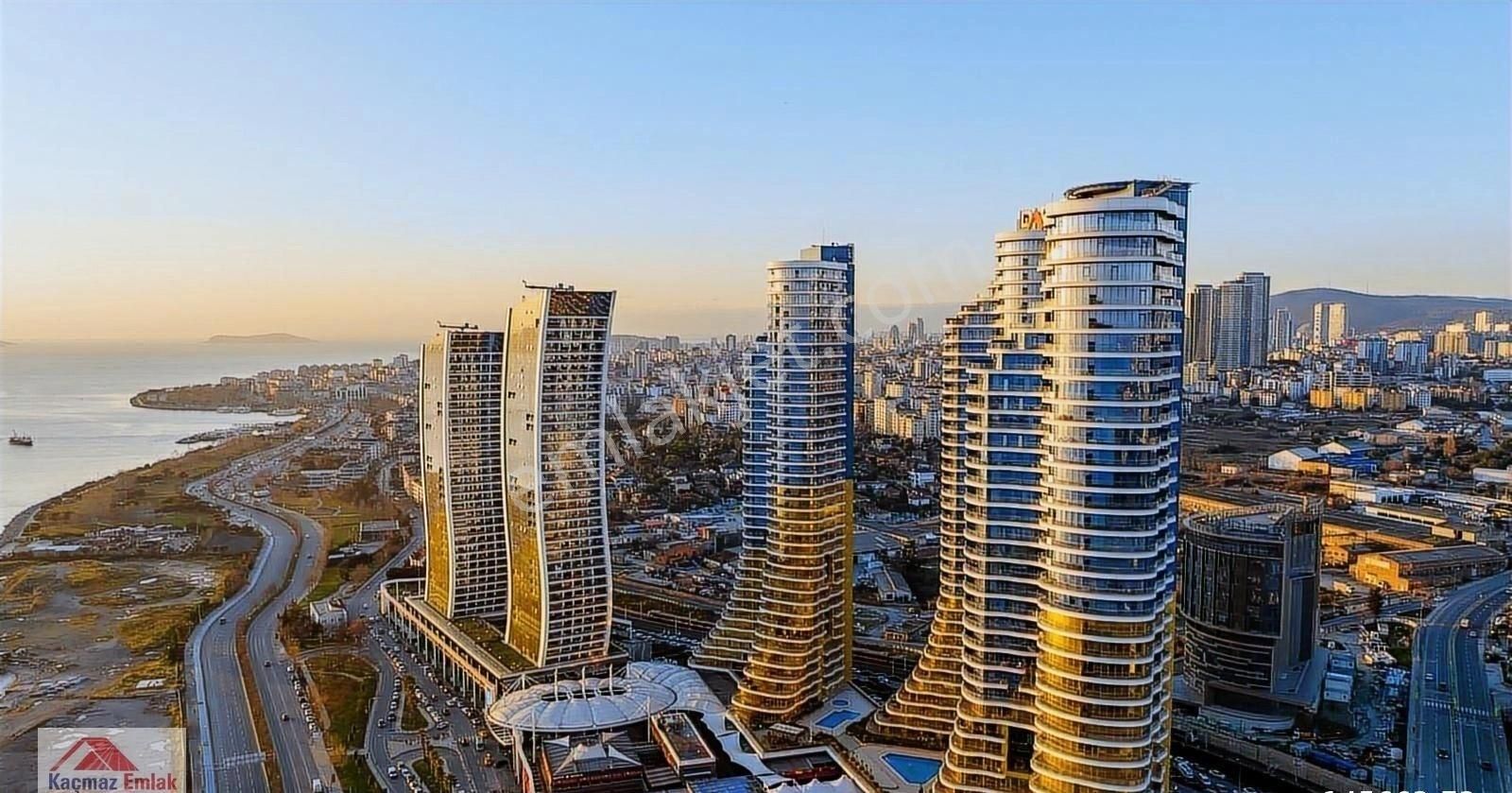 İstmarina Kiralık 2+1 Geniş Teras Eşyasız Deniz Manzaralı - Görsel 9