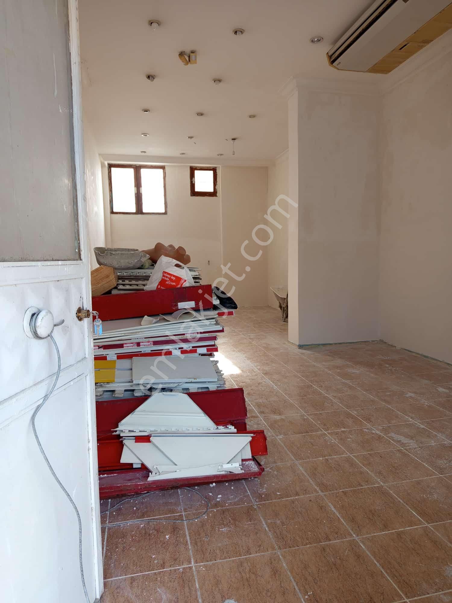 Kiralık Aylık 40,000tl İşyeri Ofis Mağza Dükkan 40m2 Zemin+40m2 Bodrum Bulvar Üzeri Medline Karşısı - Görsel 9