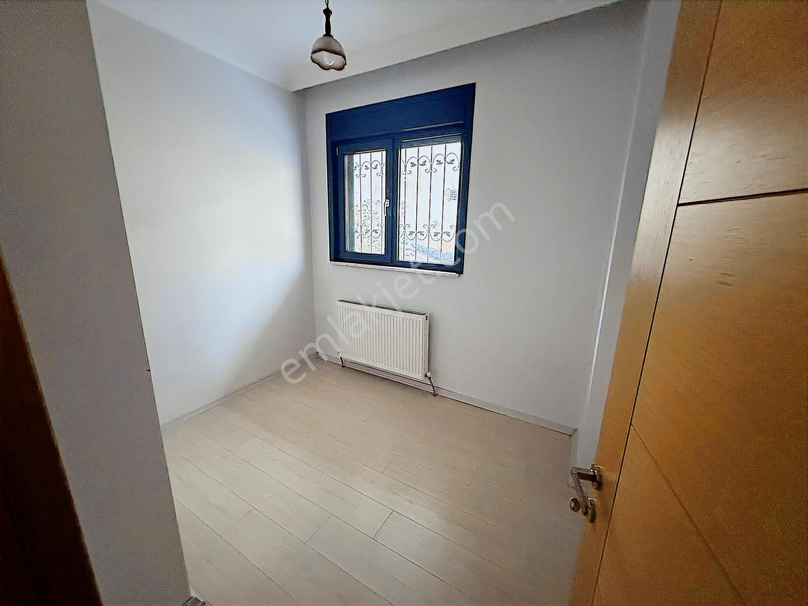 Bağlarbaşı'nda 5 Yaşında 2+1 Salon 70 M² Daire - Görsel 8