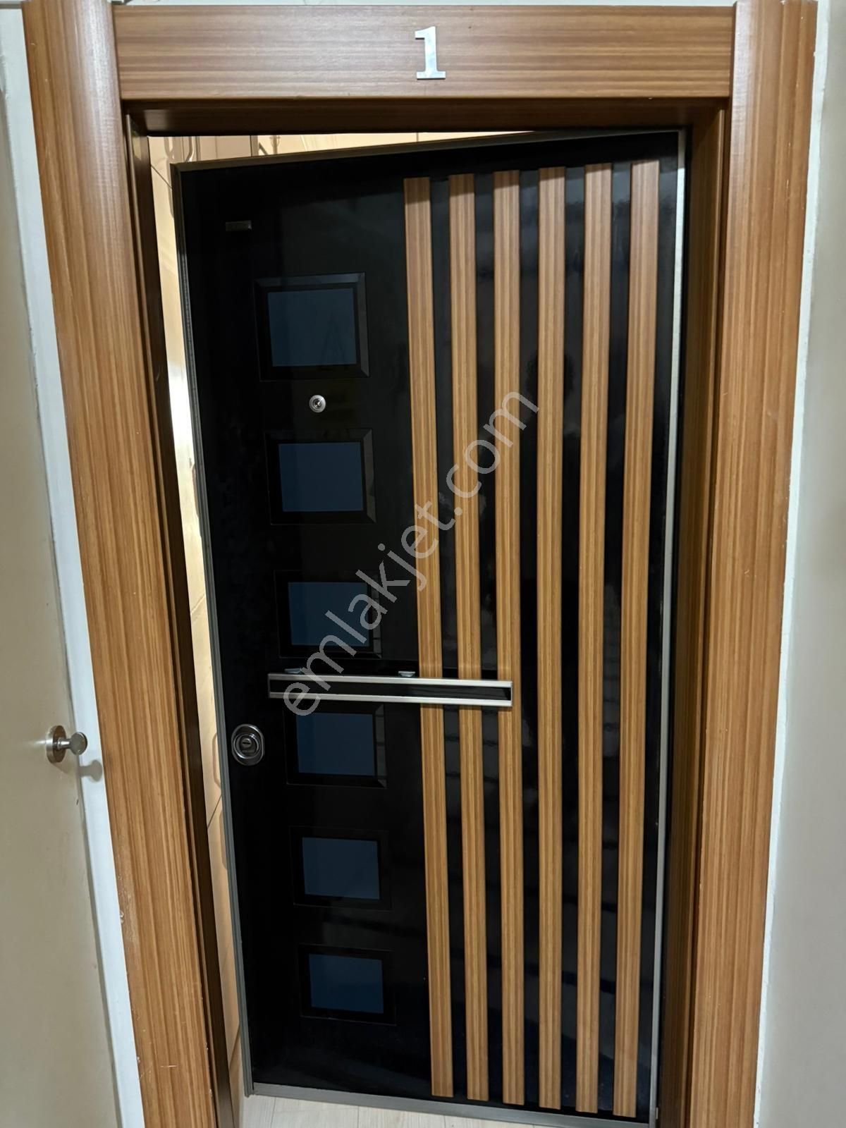 Bağlarbaşı'nda 5 Yaşında 2+1 Salon 70 M² Daire - Görsel 5