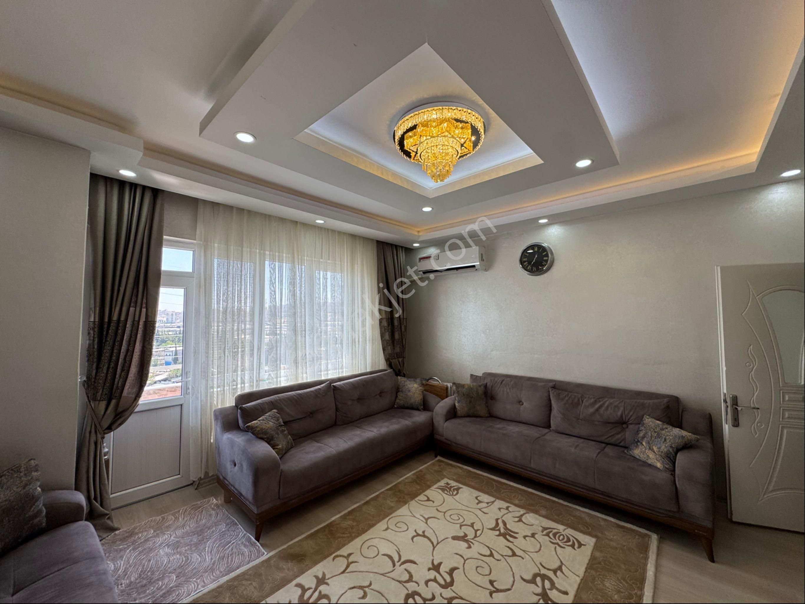 Emir Gayrimenkulden Gazikent De 3+1 Masrafsız Bakımlı Daire