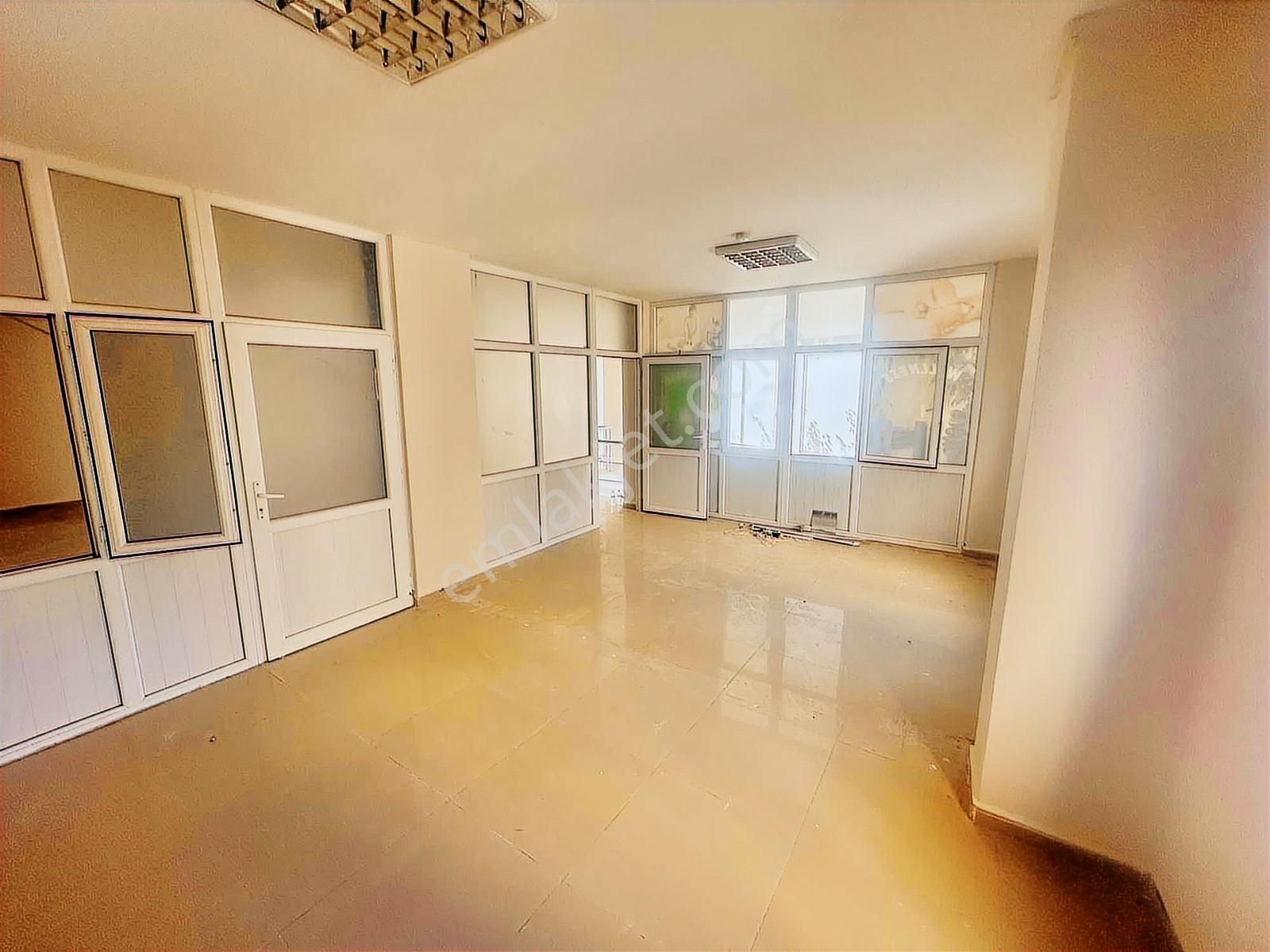 Hadi Gayrimenkulden Eski Beşevlerde Kiralık Asma Katlı İşyeri - Görsel 29