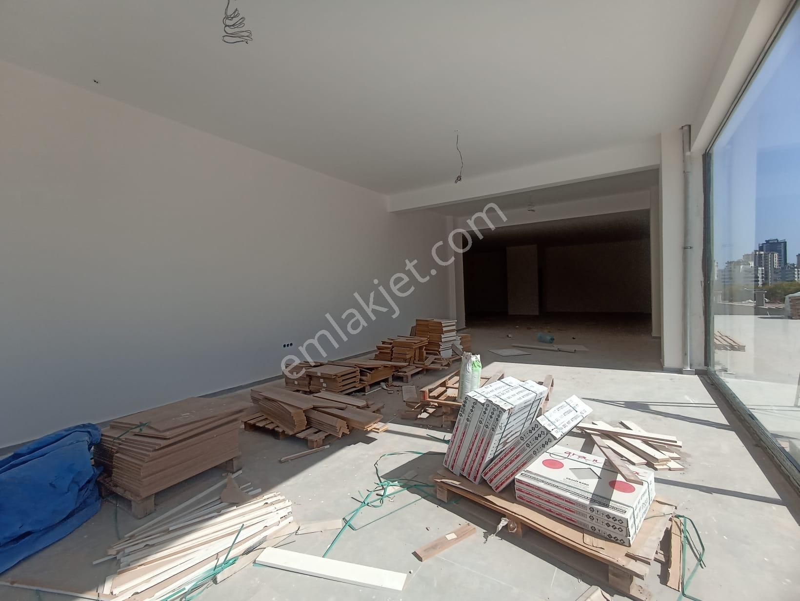 Rw Budur Gayrimenkulden 2. Çevre Yolunda Kullanım Alanı Geniş Kiralık Dükkan - Görsel 3