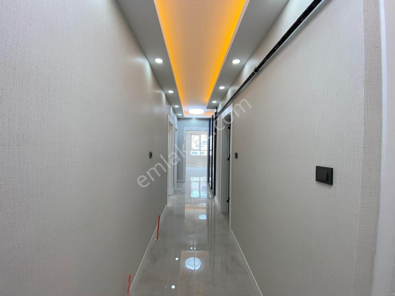 Öz.maşallah.dan Cadde Yakın Yapılı Fırsat 3+1 Daire,, - Görsel 14