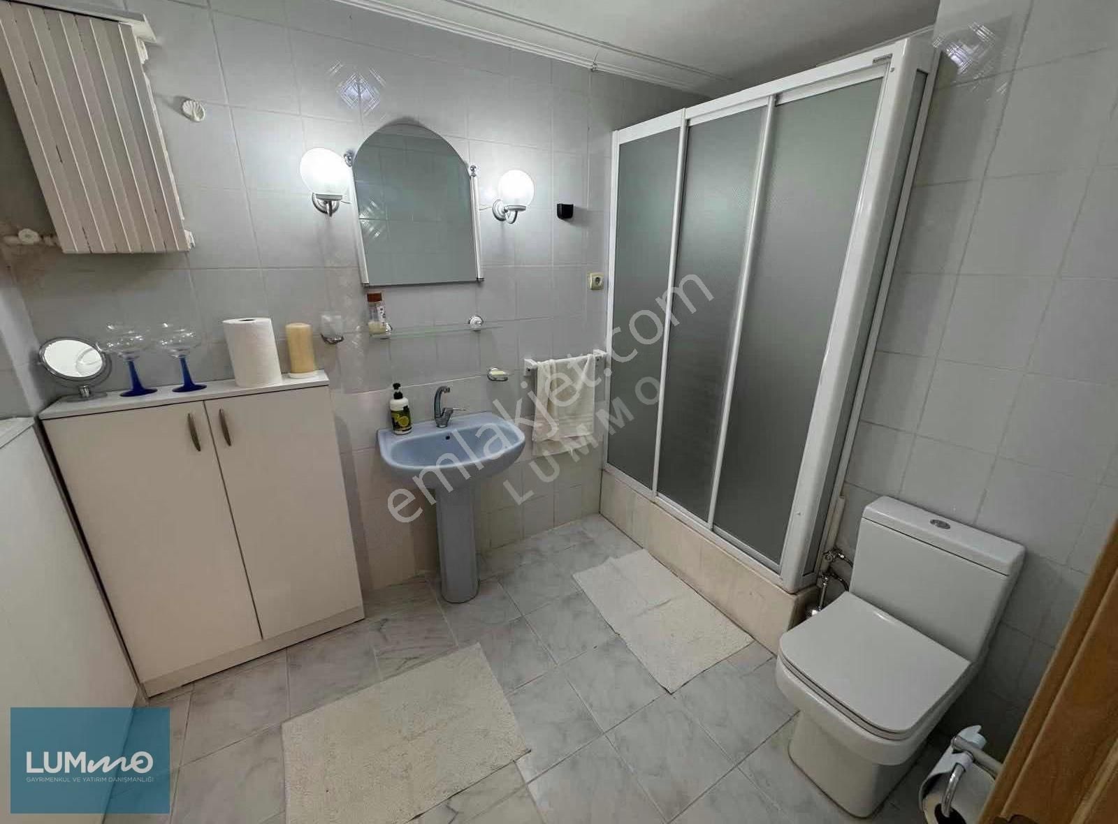 Şenlik Bloklarında Kuyubaşı Metro Durağına Yakın Manzaralı 3+1 - Görsel 17