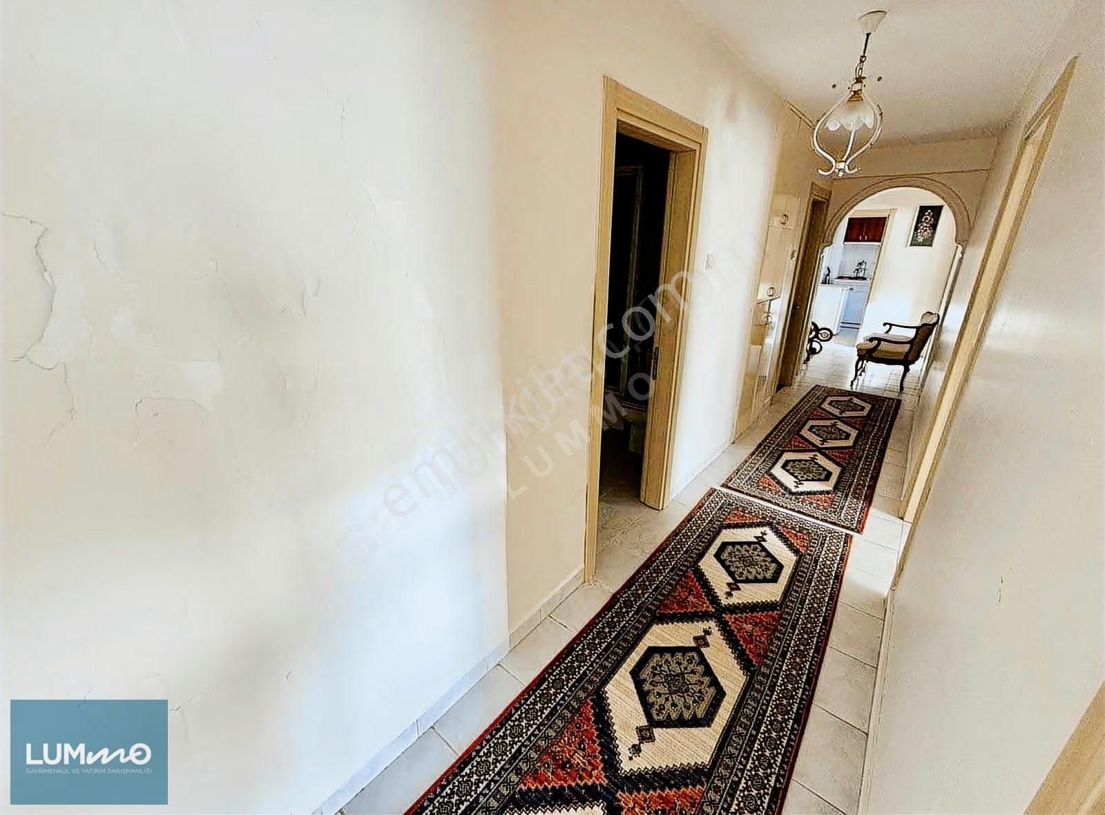 Şenlik Bloklarında Kuyubaşı Metro Durağına Yakın Manzaralı 3+1 - Görsel 8