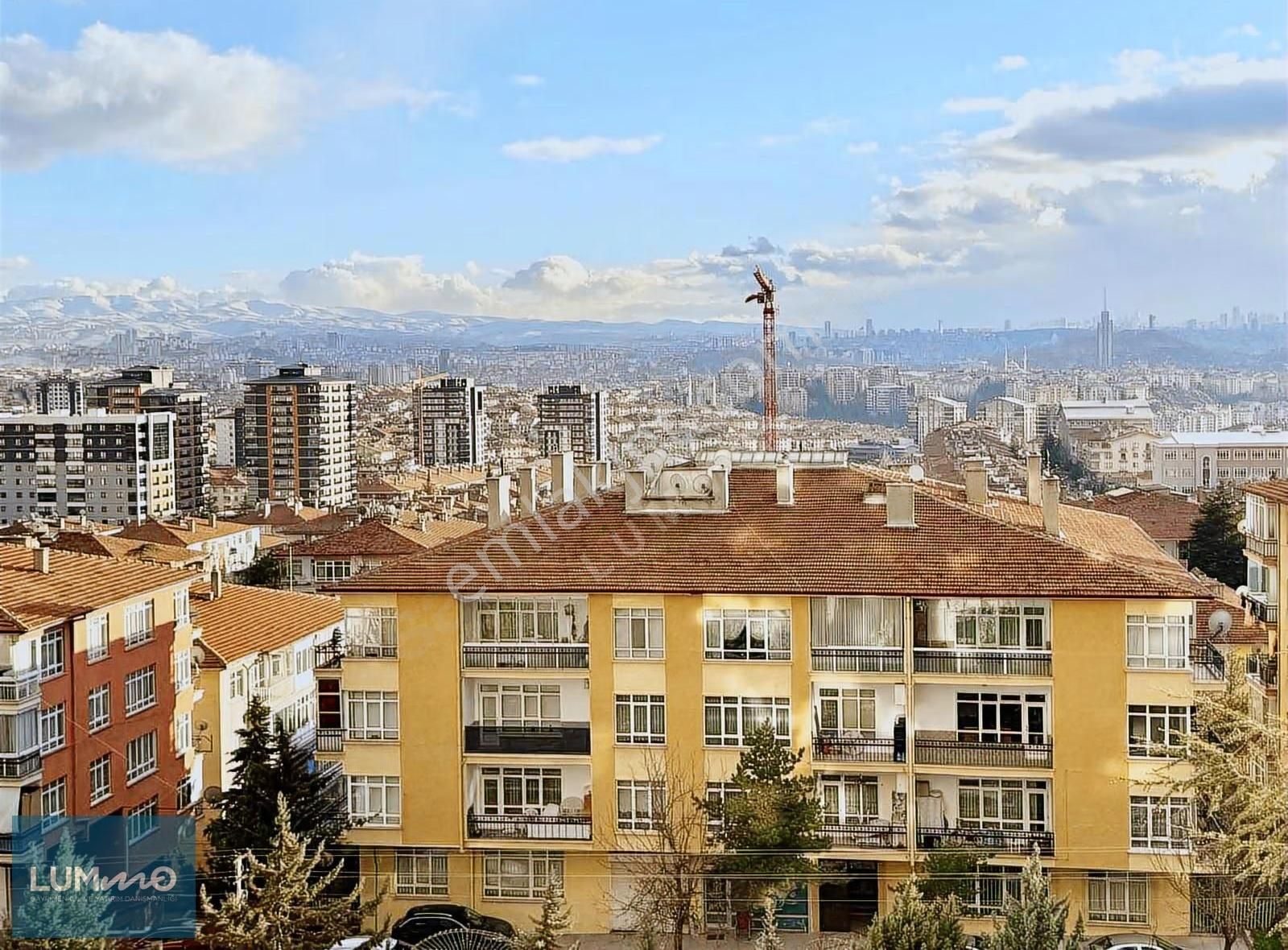 Şenlik Bloklarında Kuyubaşı Metro Durağına Yakın Manzaralı 3+1 - Görsel 6