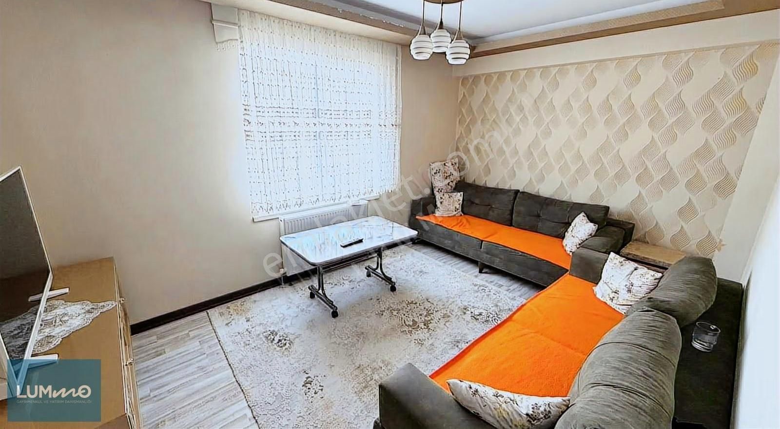 Çambaşı Cadde Yakını Ara Katta 3 Cepheli Teras Balkonlu 4+1 - Görsel 15