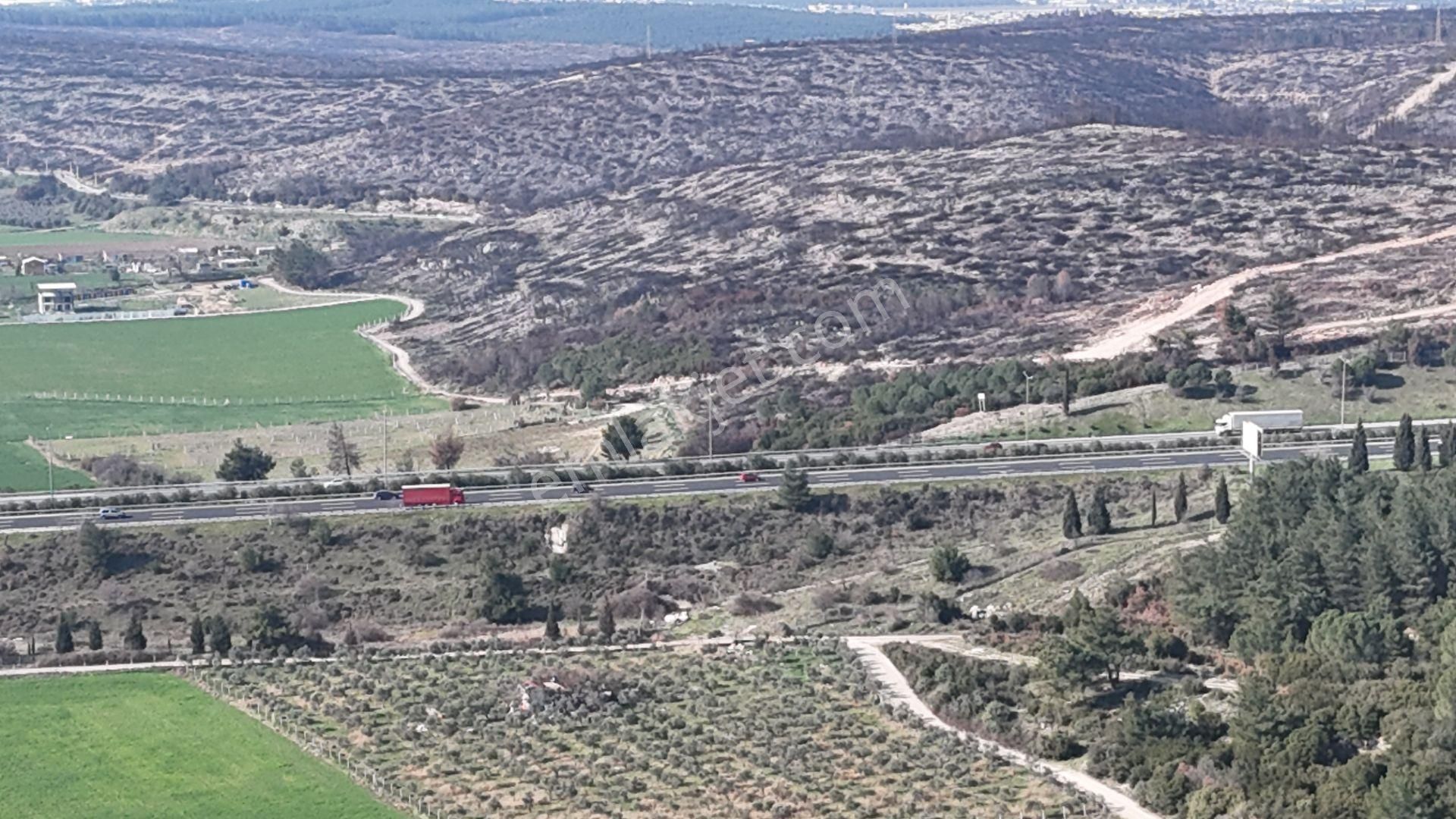 İzmir Buca Karacaağaçda Köşe 6562m2 Tarla Kupon Yerde Hisse Tapulu - Görsel 4