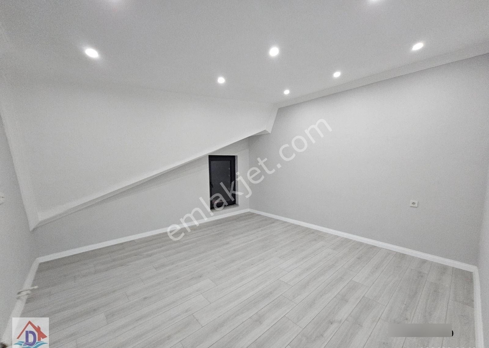 Deniz'den 4+1 Müstakil Havuzlu,ayrı Mutfaklı,geniş Bahçeli Villa - Görsel 3