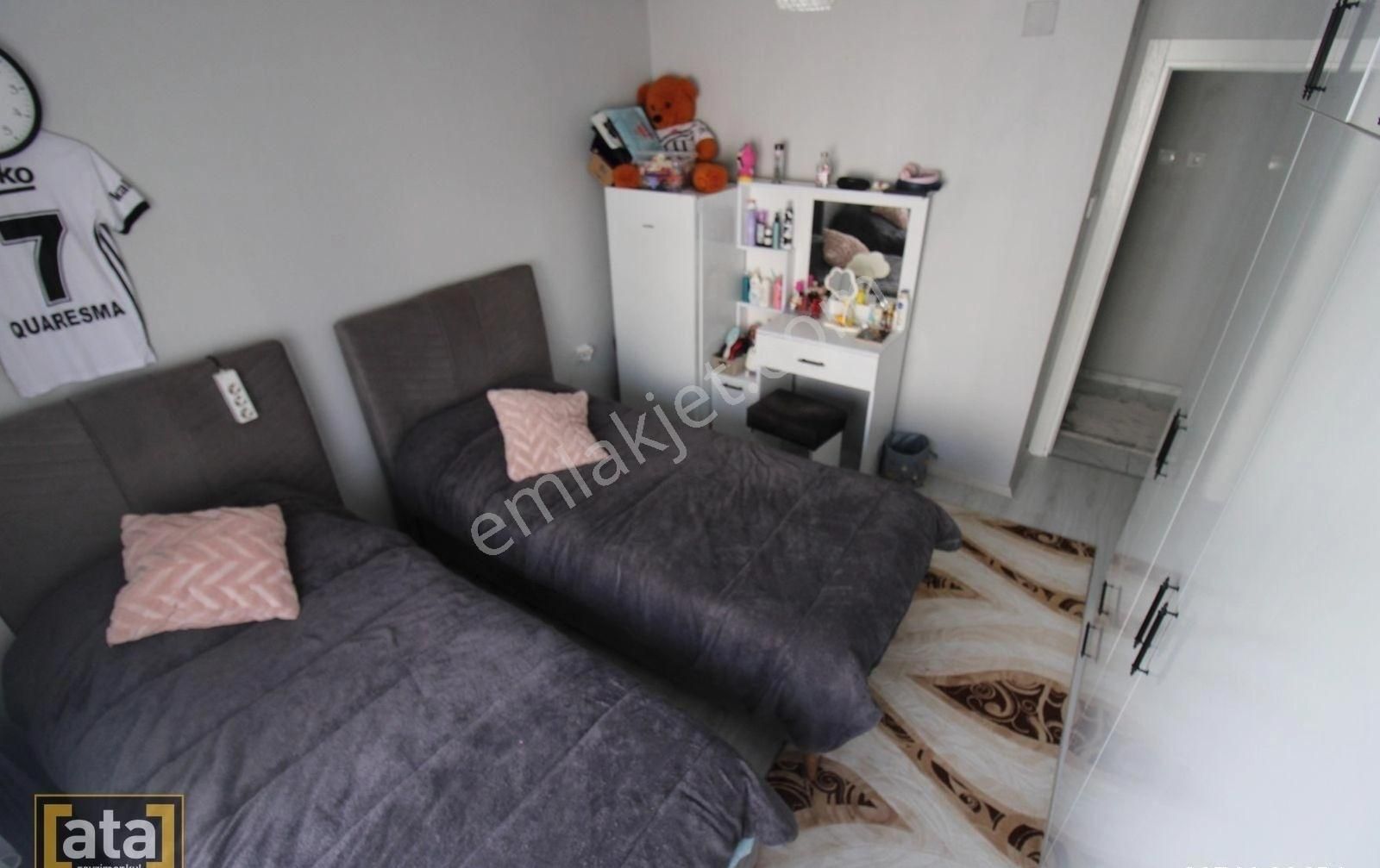 Sosyete Pazarı Civarı Kombili İçi Yapılı Merkezi Konumlu 2+1 - Görsel 21