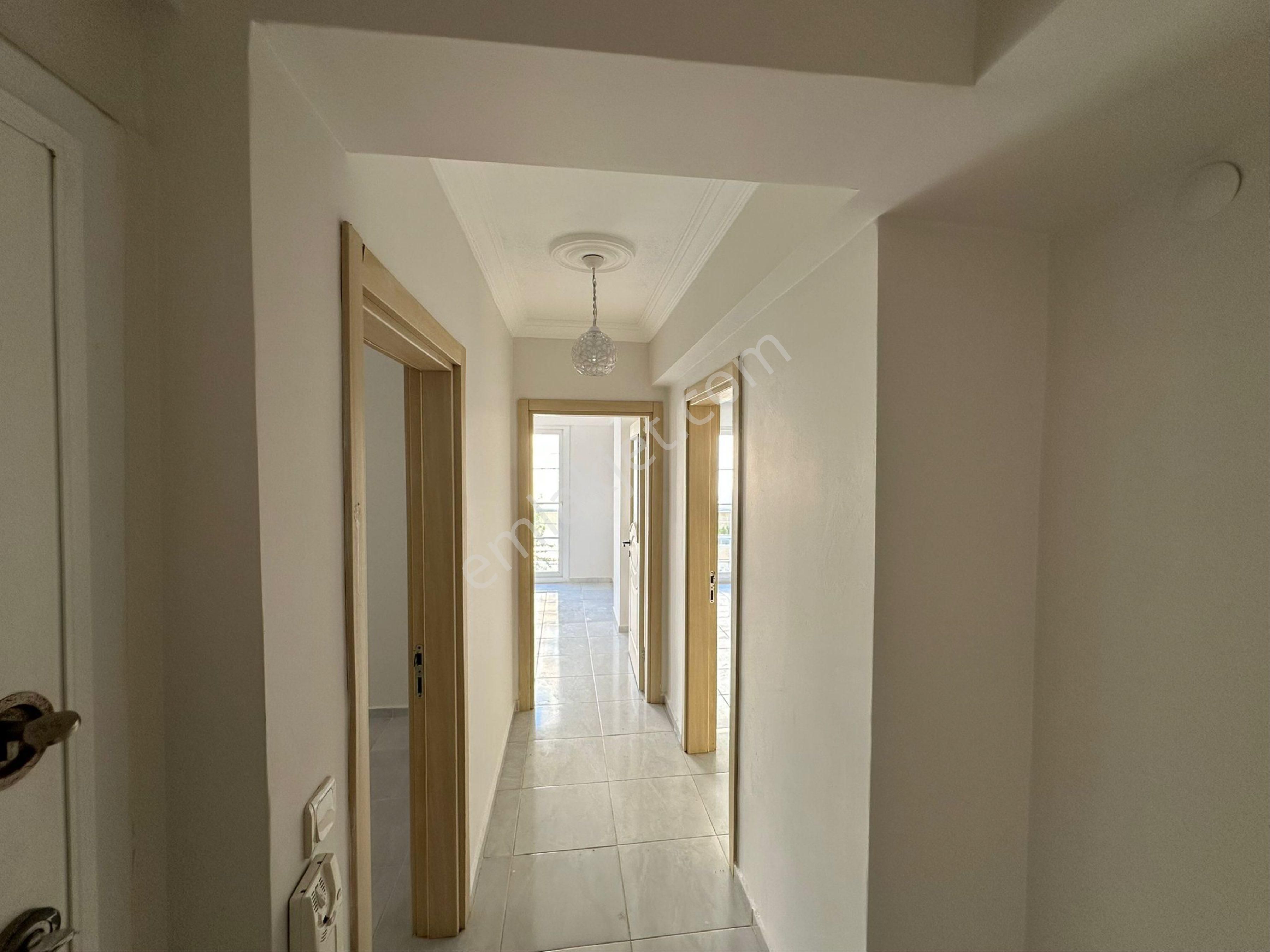 Efeler Mahallesinde Çok Uygun Fiyata 2+1 Açık Mutfak Daire - Görsel 3