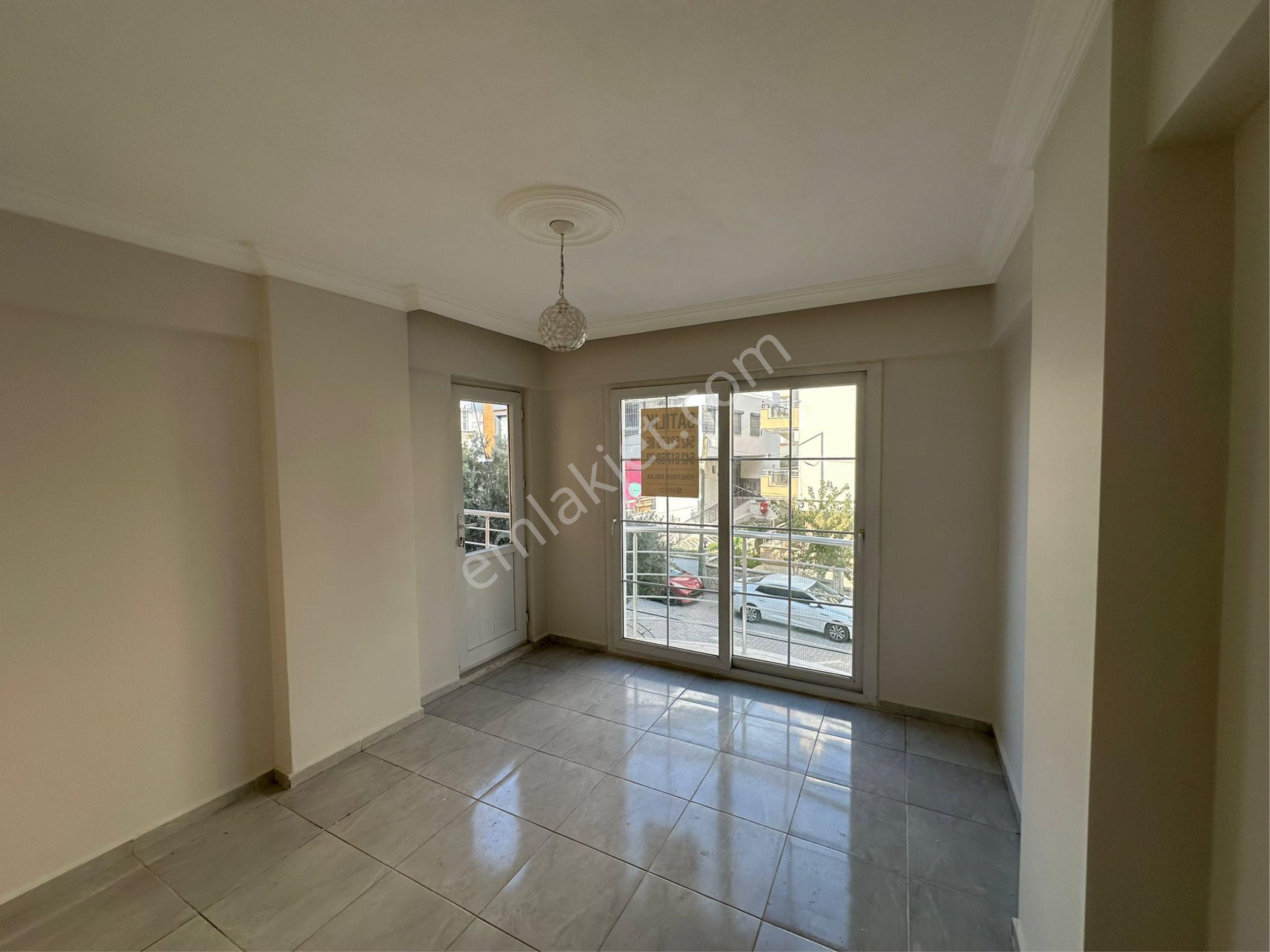 Efeler Mahallesinde Çok Uygun Fiyata 2+1 Açık Mutfak Daire - Görsel 2