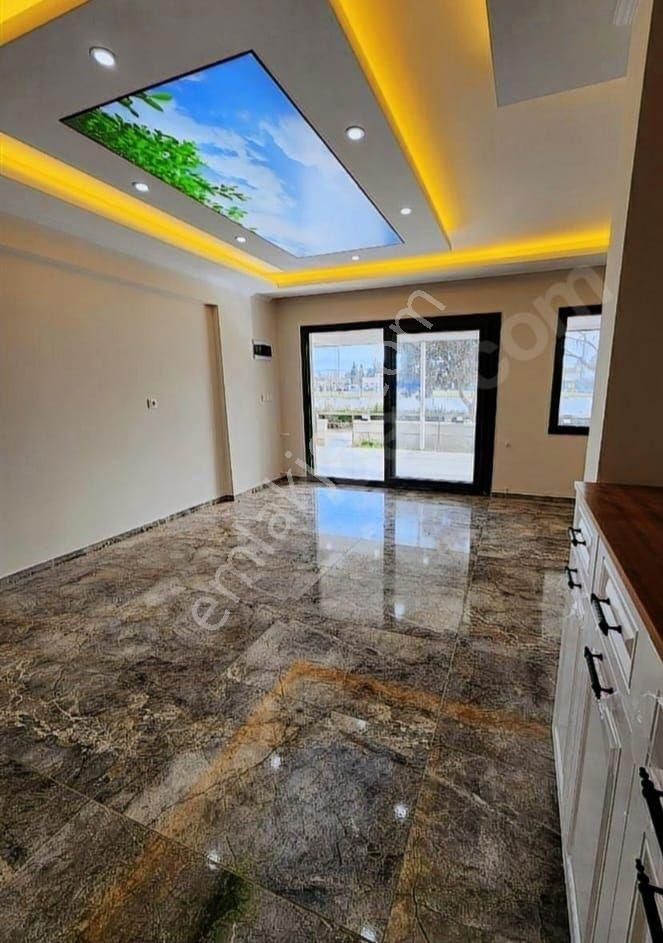 Denize 300 Metre Yenilenmiş 4+1 Villa - Görsel 7