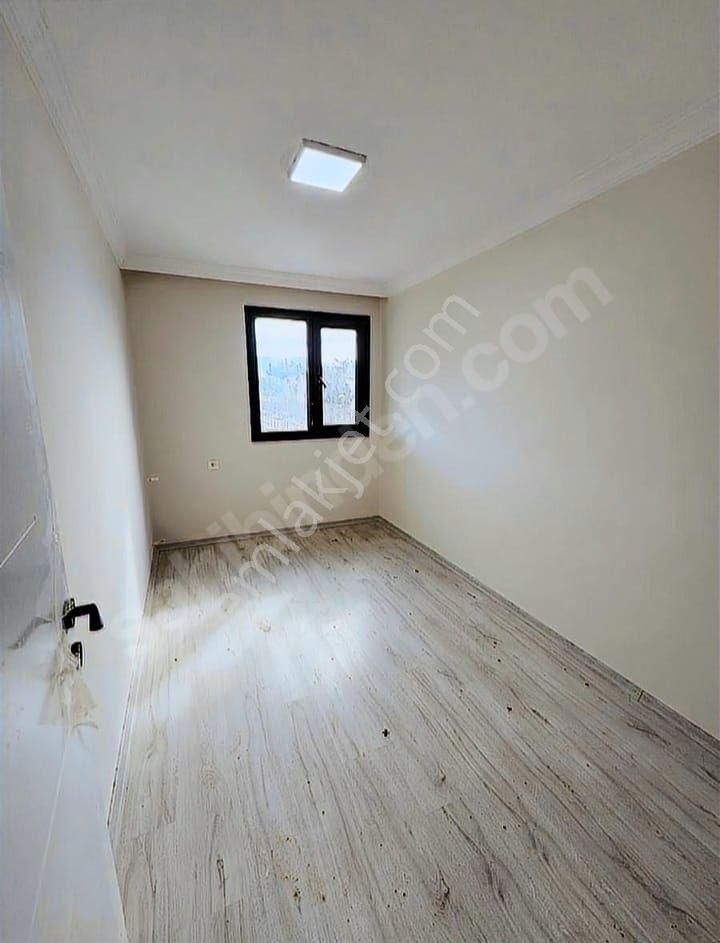 Denize 300 Metre Yenilenmiş 4+1 Villa - Görsel 14