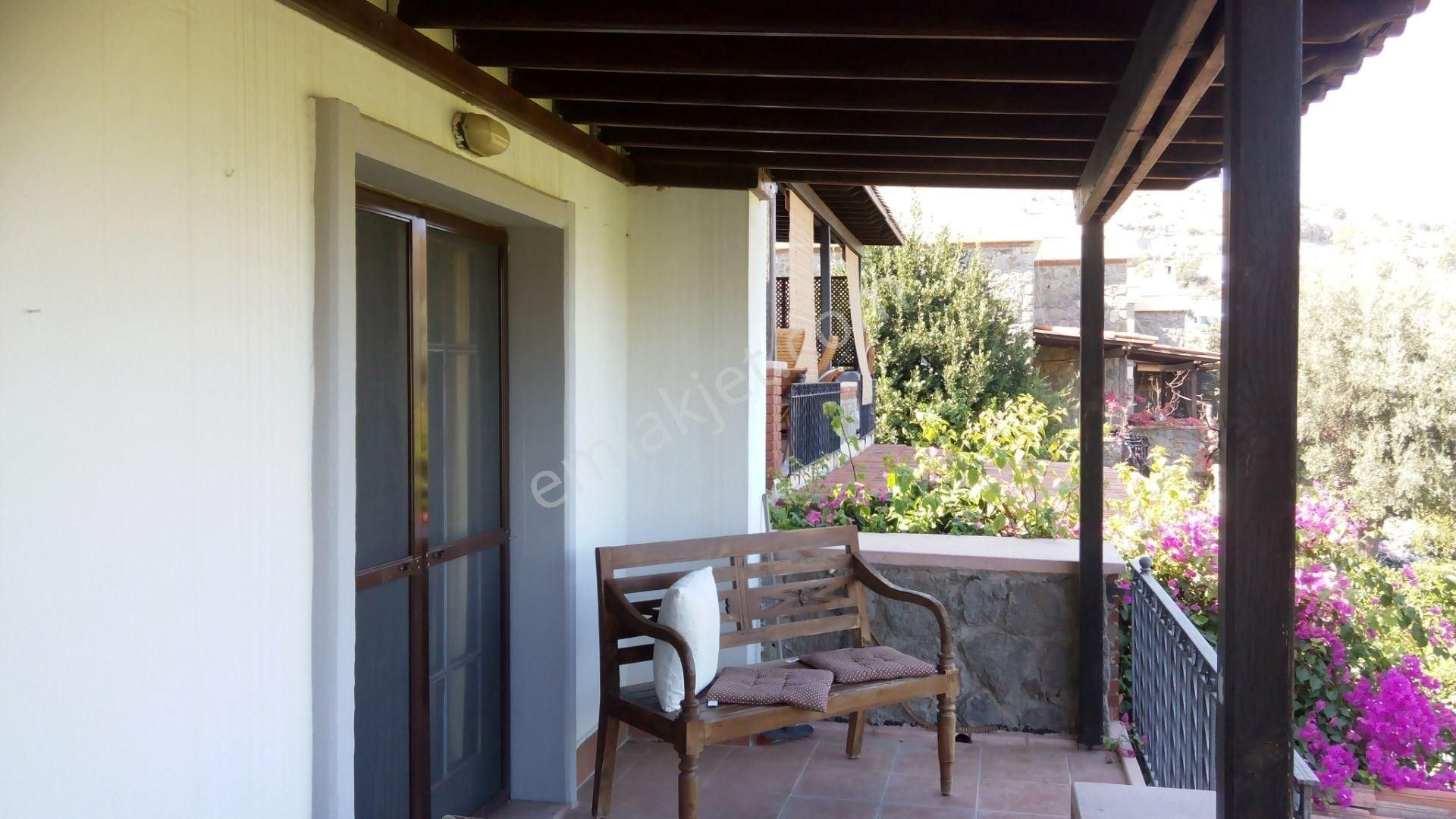 Bodrum Türkbükü Club Sitesi Eşyalı Kiralık 2+1 Üst Kat Daire - Görsel 12