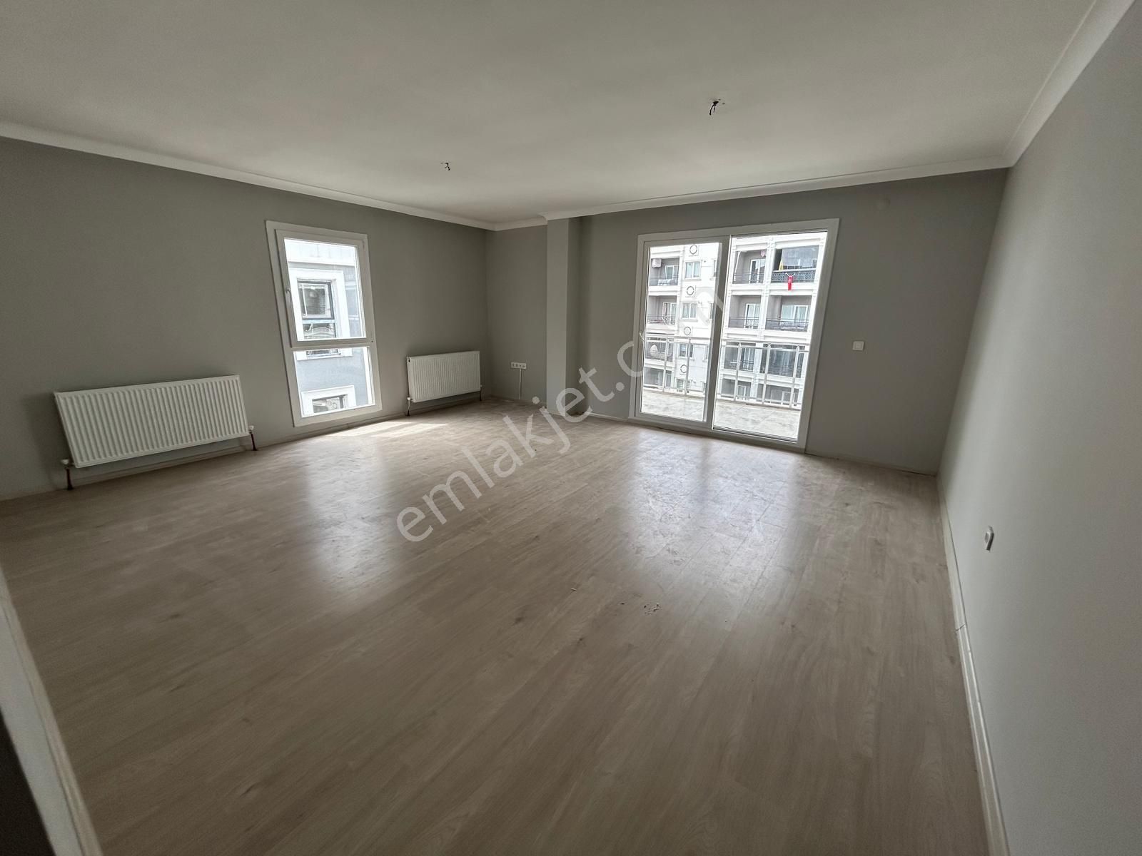 Yükselden Satılık Kadıköyün Üst Caddesinde Ebeveyn Banyolu 3+1 Geniş Daire - Görsel 19