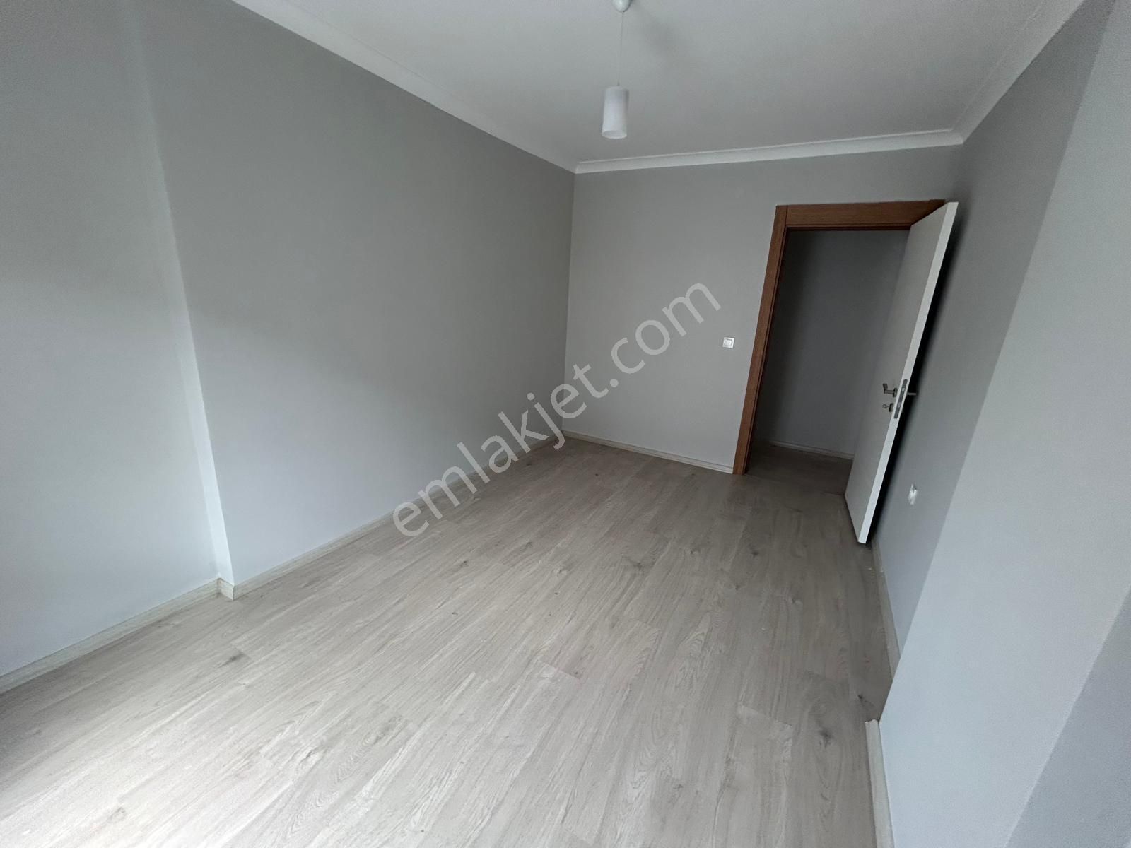 Yükselden Satılık Kadıköyün Üst Caddesinde Ebeveyn Banyolu 3+1 Geniş Daire - Görsel 31