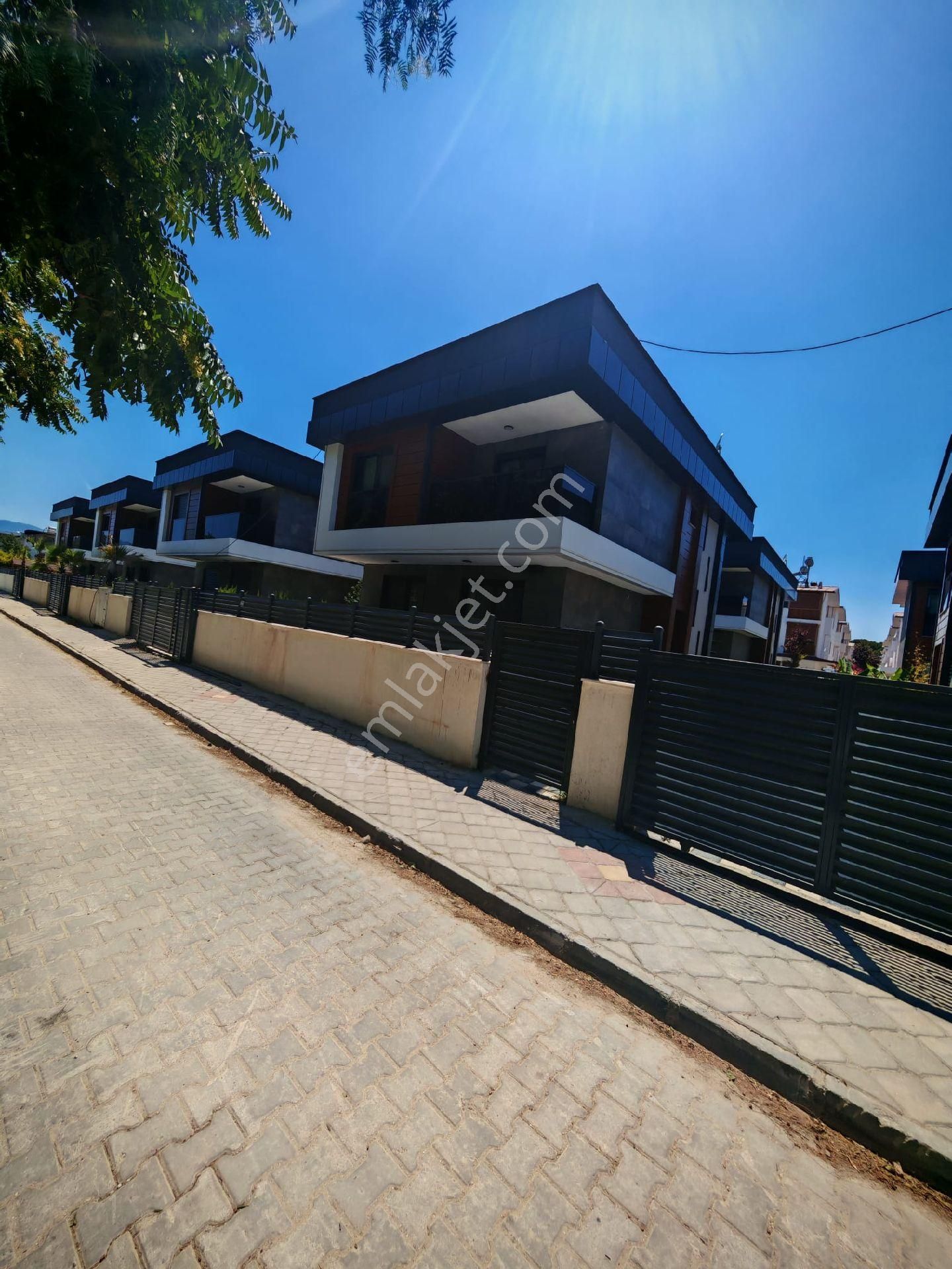 Denize Yakın Özel Havuzlu 4+1 Müstakil Villa - Görsel 35