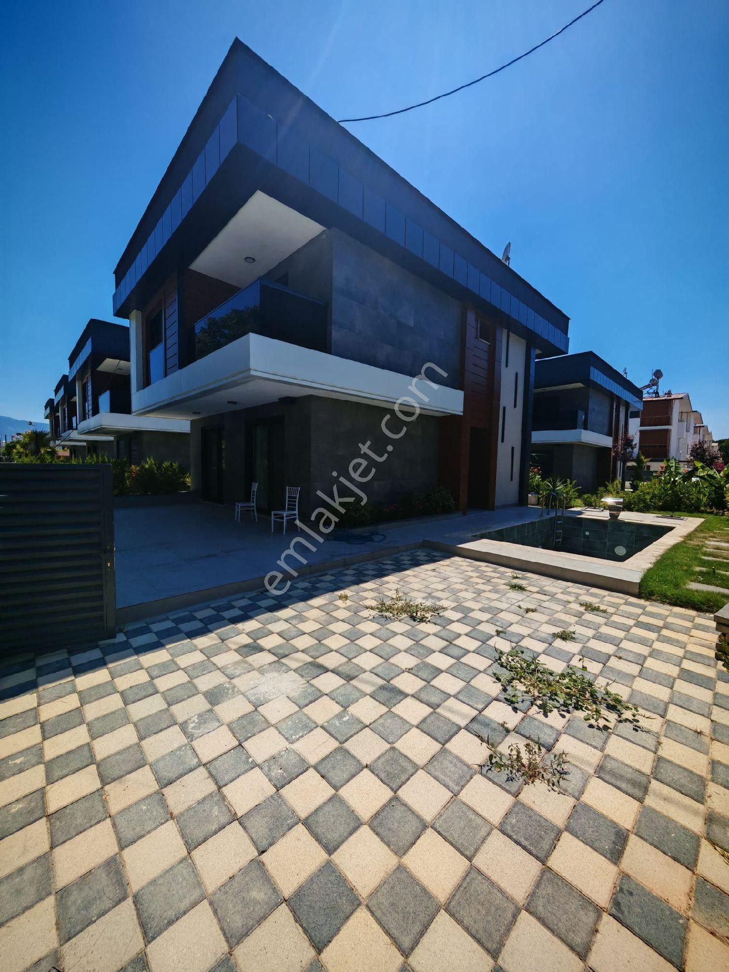 Denize Yakın Özel Havuzlu 4+1 Müstakil Villa - Görsel 32