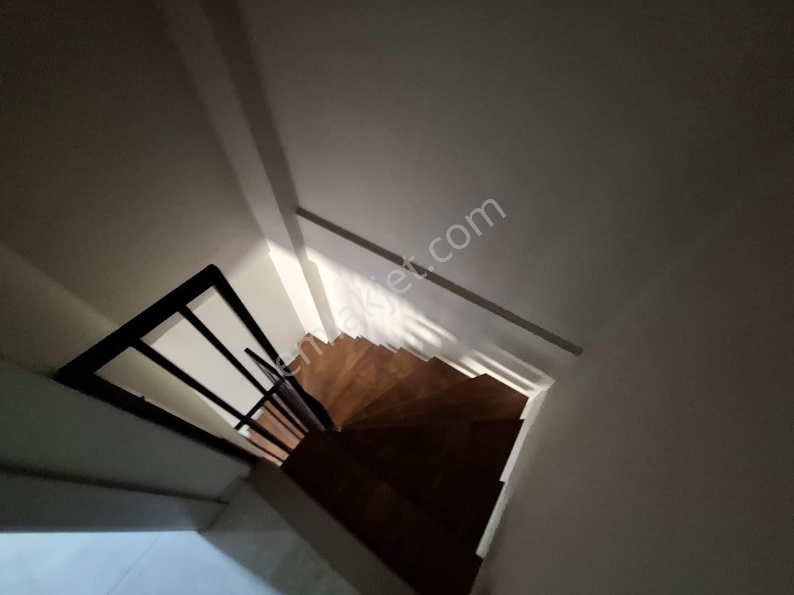 Çankaya Mah'de 200 M 3+1 Ultra Geniş Loft Daire - Görsel 9