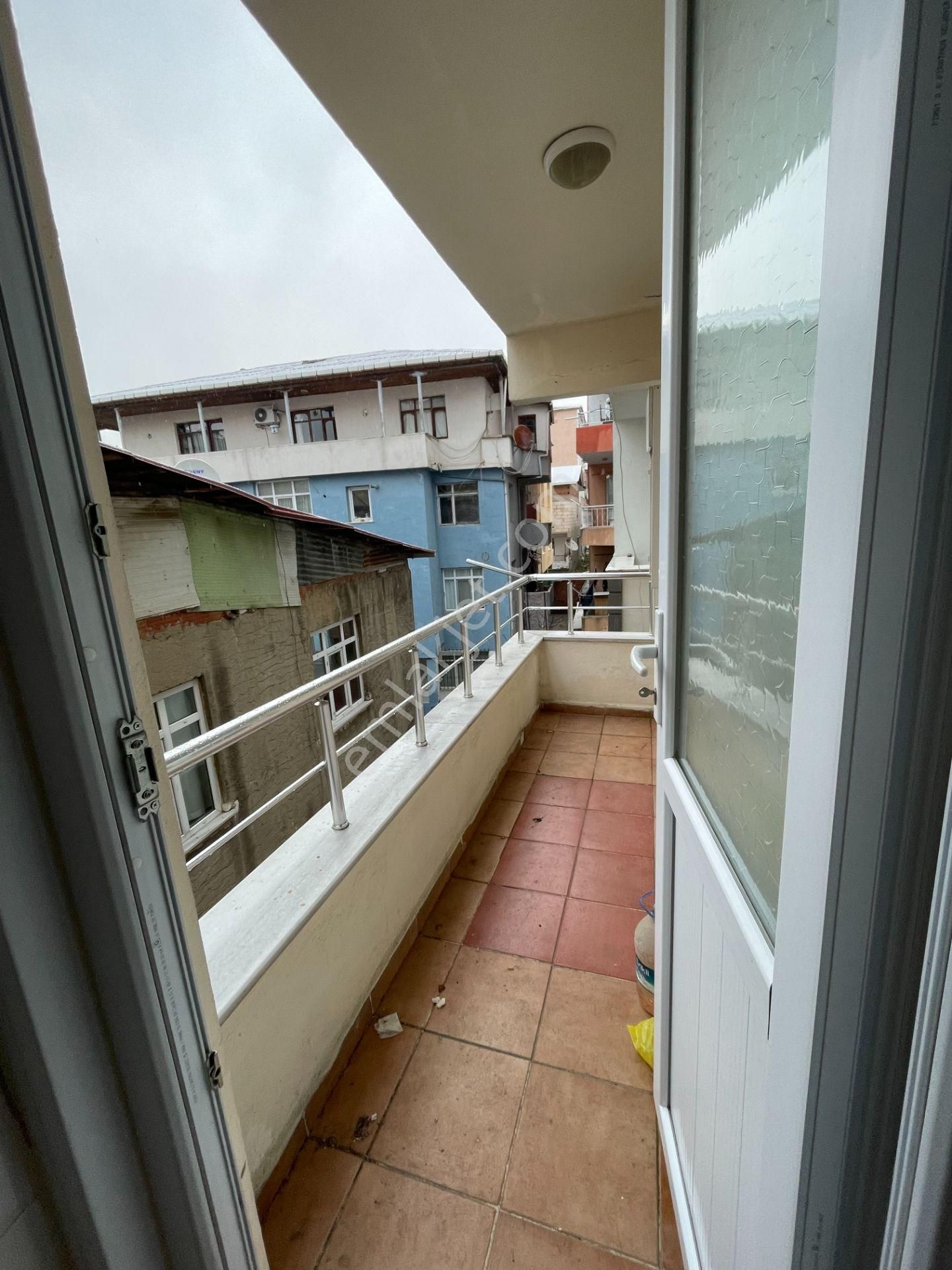Güven Emlaktan 1+1 Kiralık Daire Merkezde