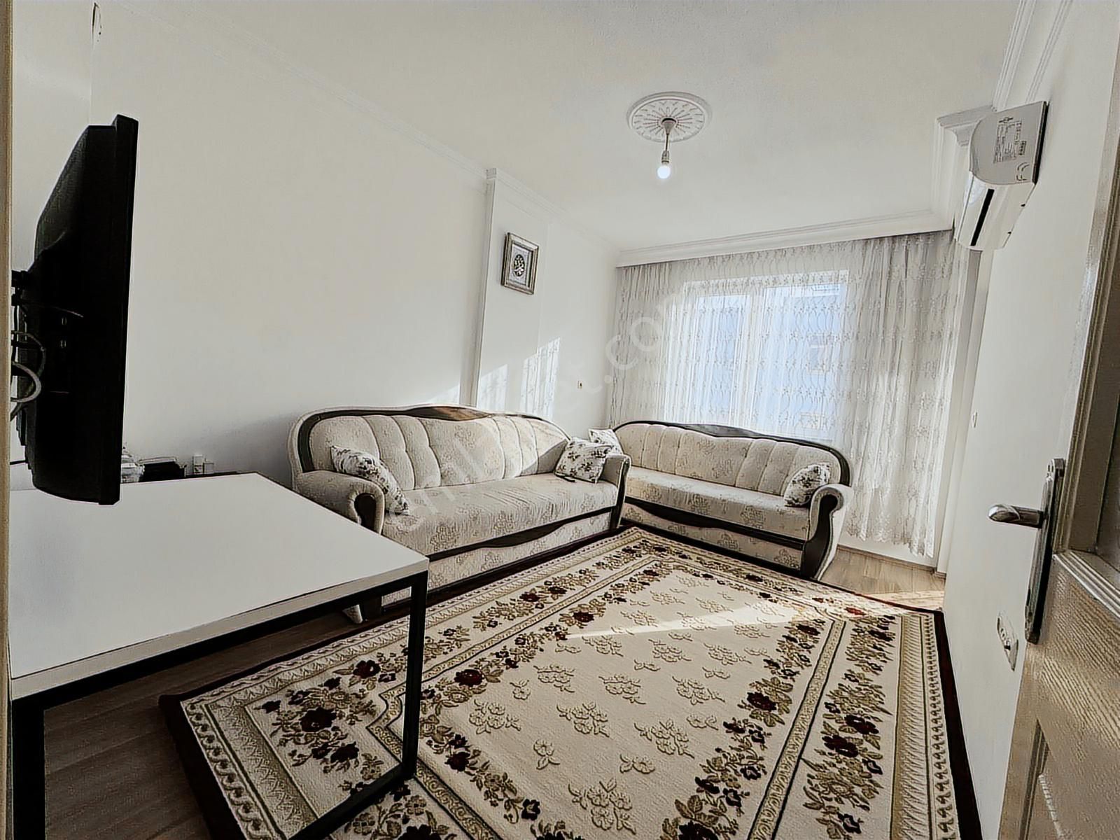 Yeni Emek Mah'de 2+1 1.kat Doğalgazlı Daire