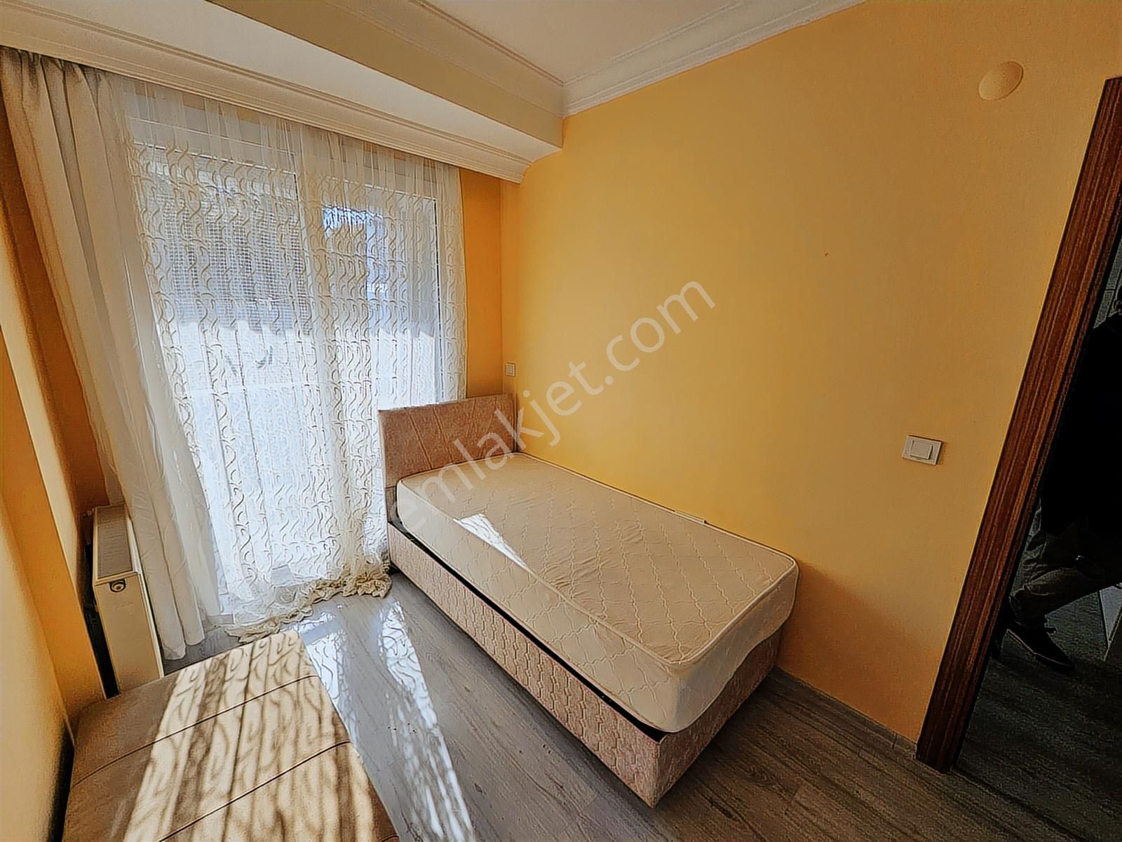 Remax Armadan Kuruçeşme Mah. Kiralık Eşyalı 1+1 Daire - Görsel 9